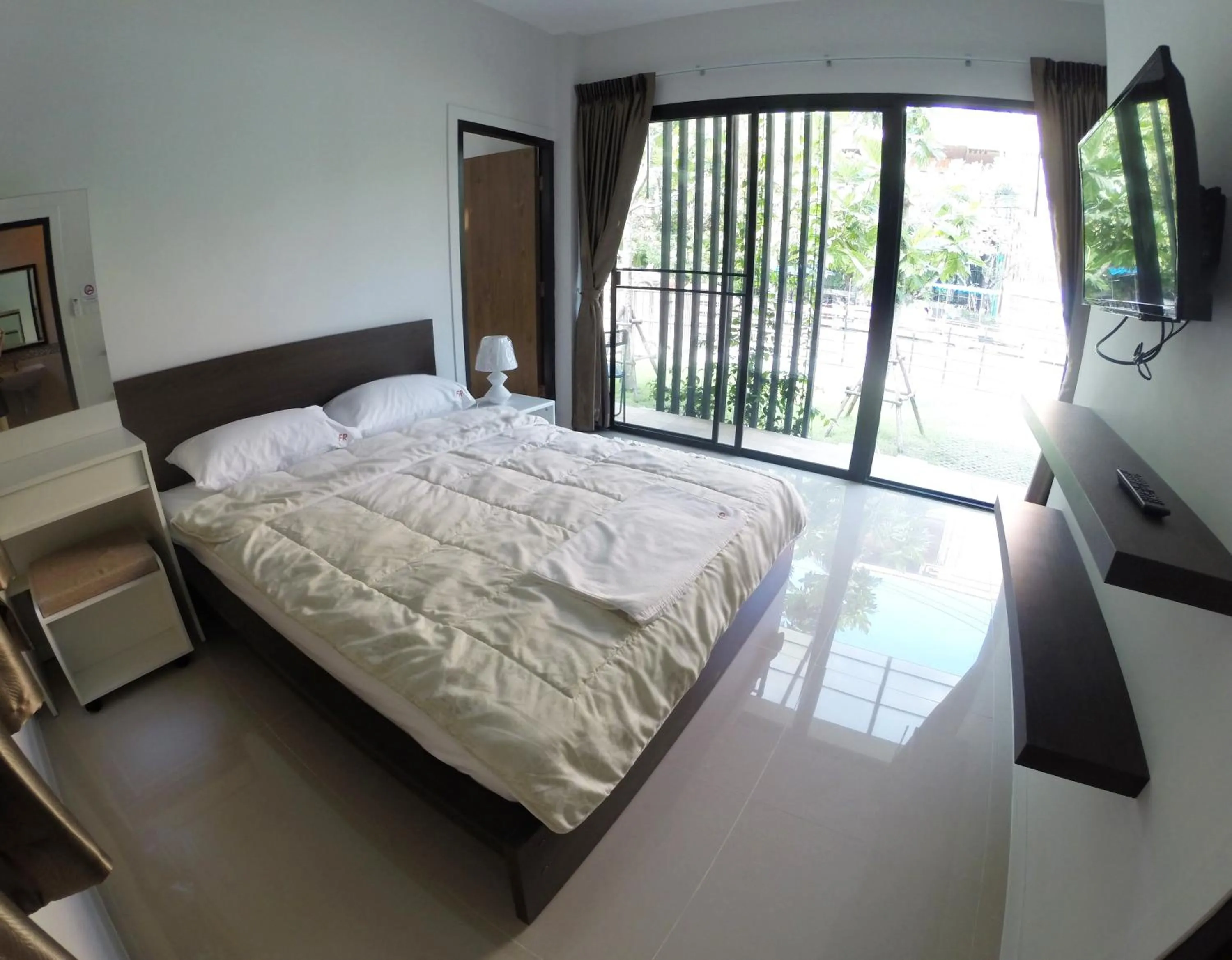 Bedroom, Bed in Fairtex Residence Pattaya