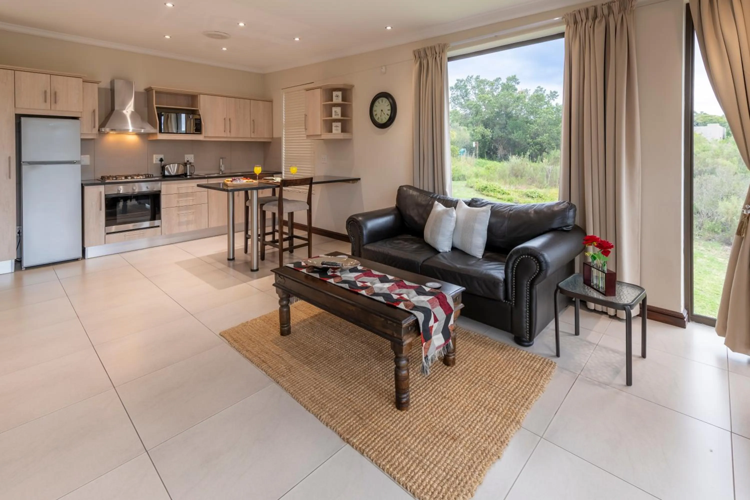 Kitchen or kitchenette in Alkantmooi Private Nature Reserve - Keurkloof & Keurbos 93