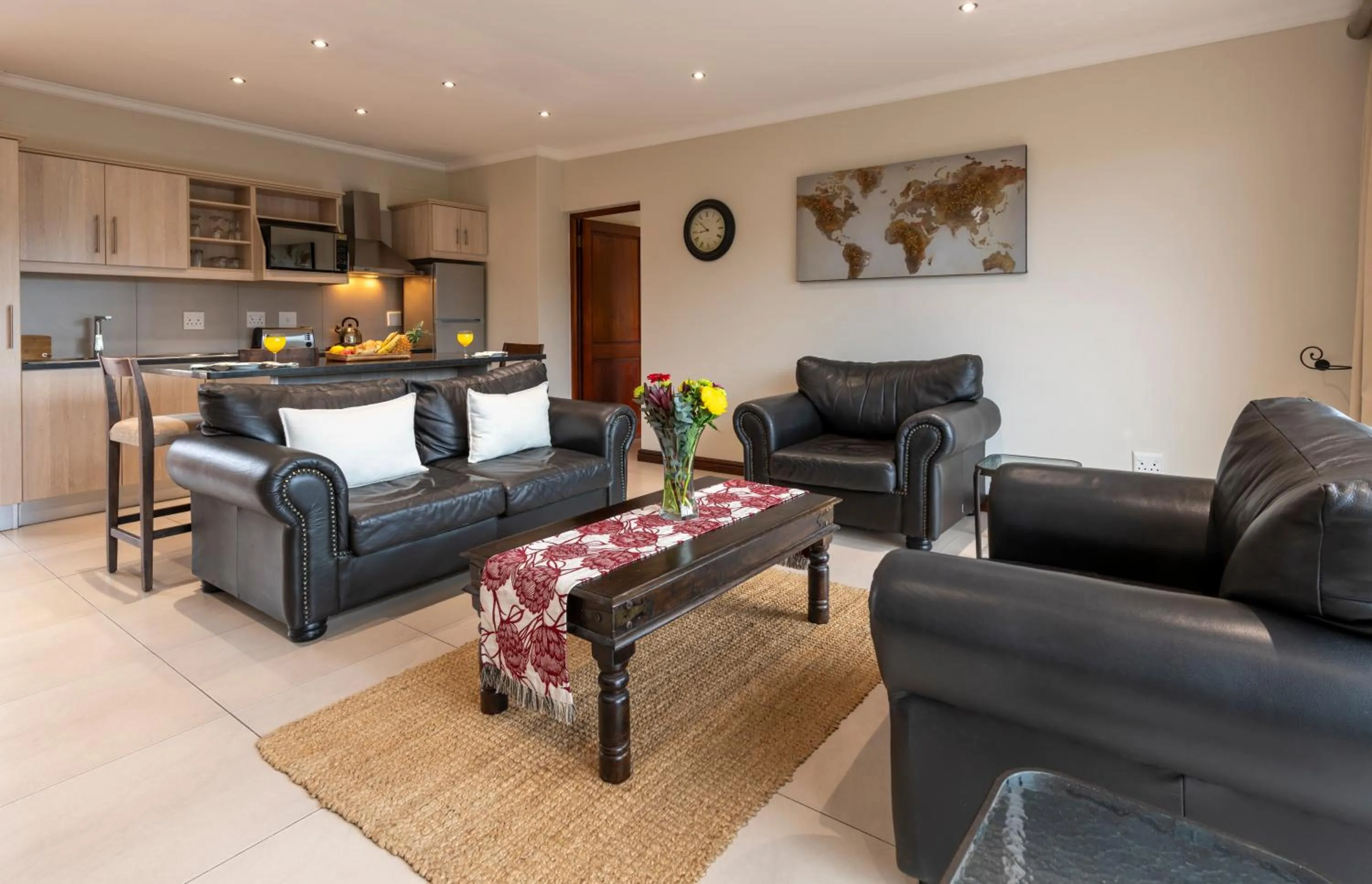 Kitchen or kitchenette in Alkantmooi Private Nature Reserve - Keurkloof & Keurbos 93