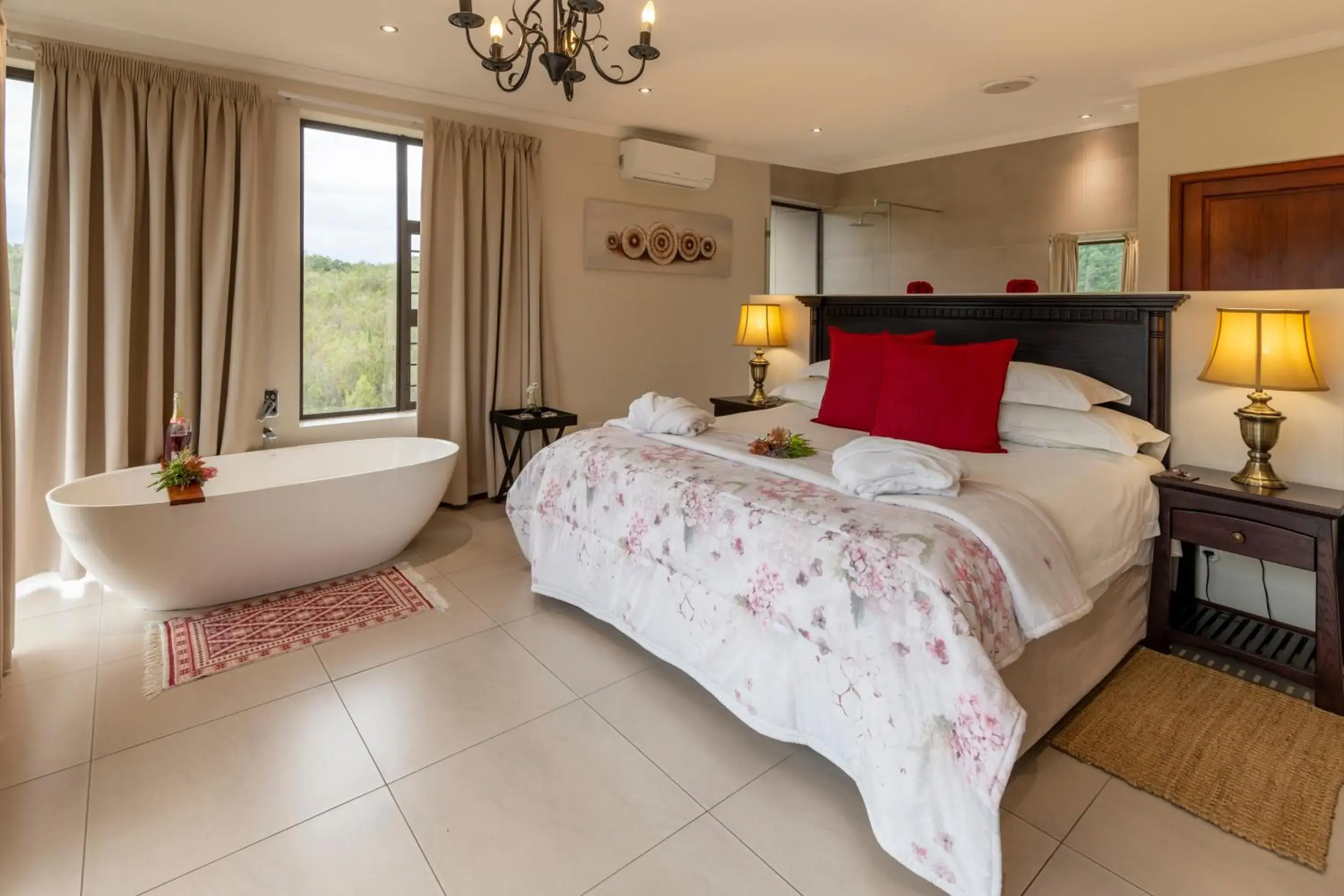 Deluxe Apartment in Alkantmooi Private Nature Reserve - Keurkloof & Keurbos 93 Deluxe Apartment in Alkantmooi Private Nature Reserve - Keurkloof & Keurbos 93