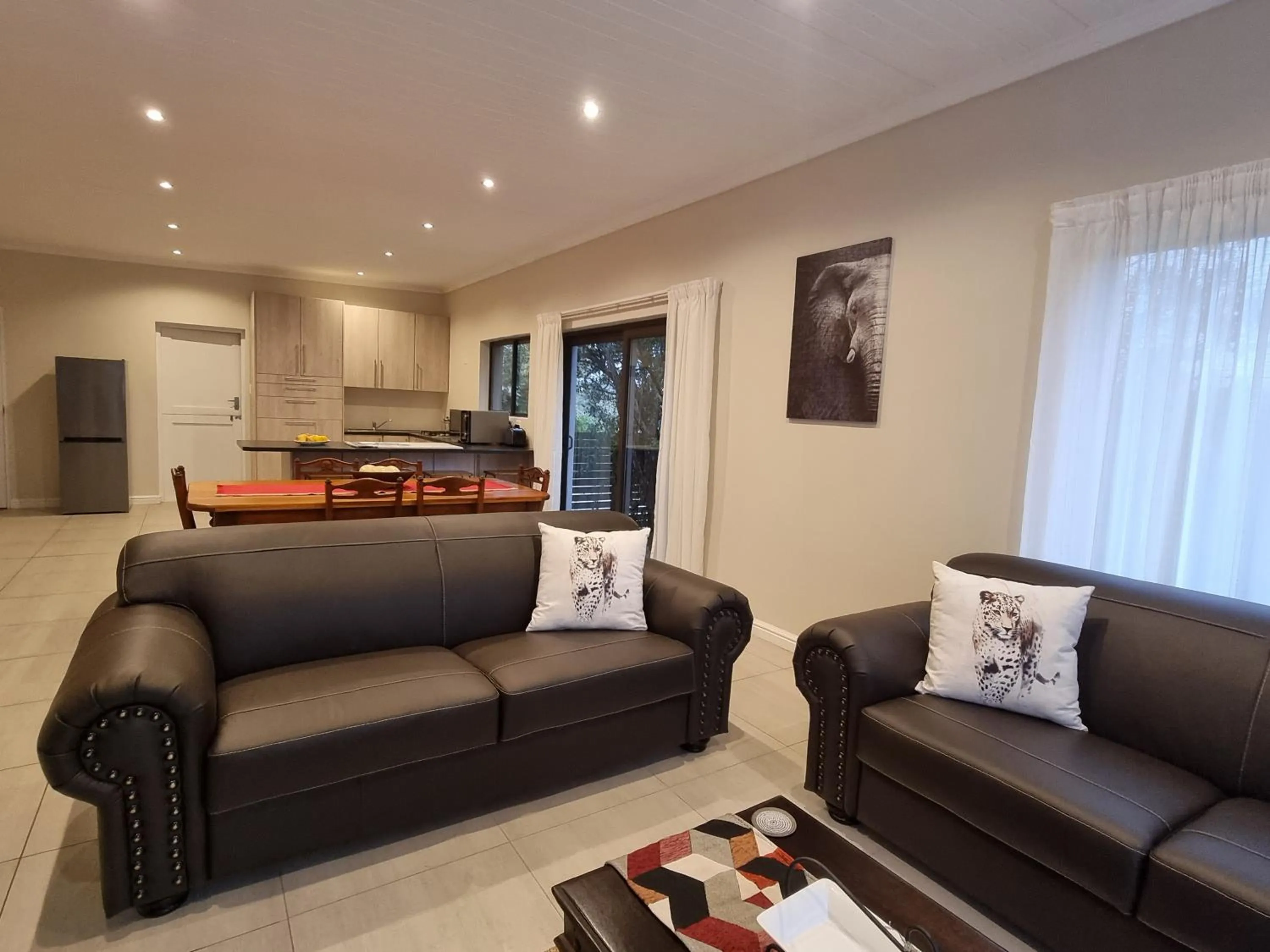 Kitchen or kitchenette in Alkantmooi Private Nature Reserve - Keurkloof & Keurbos 93