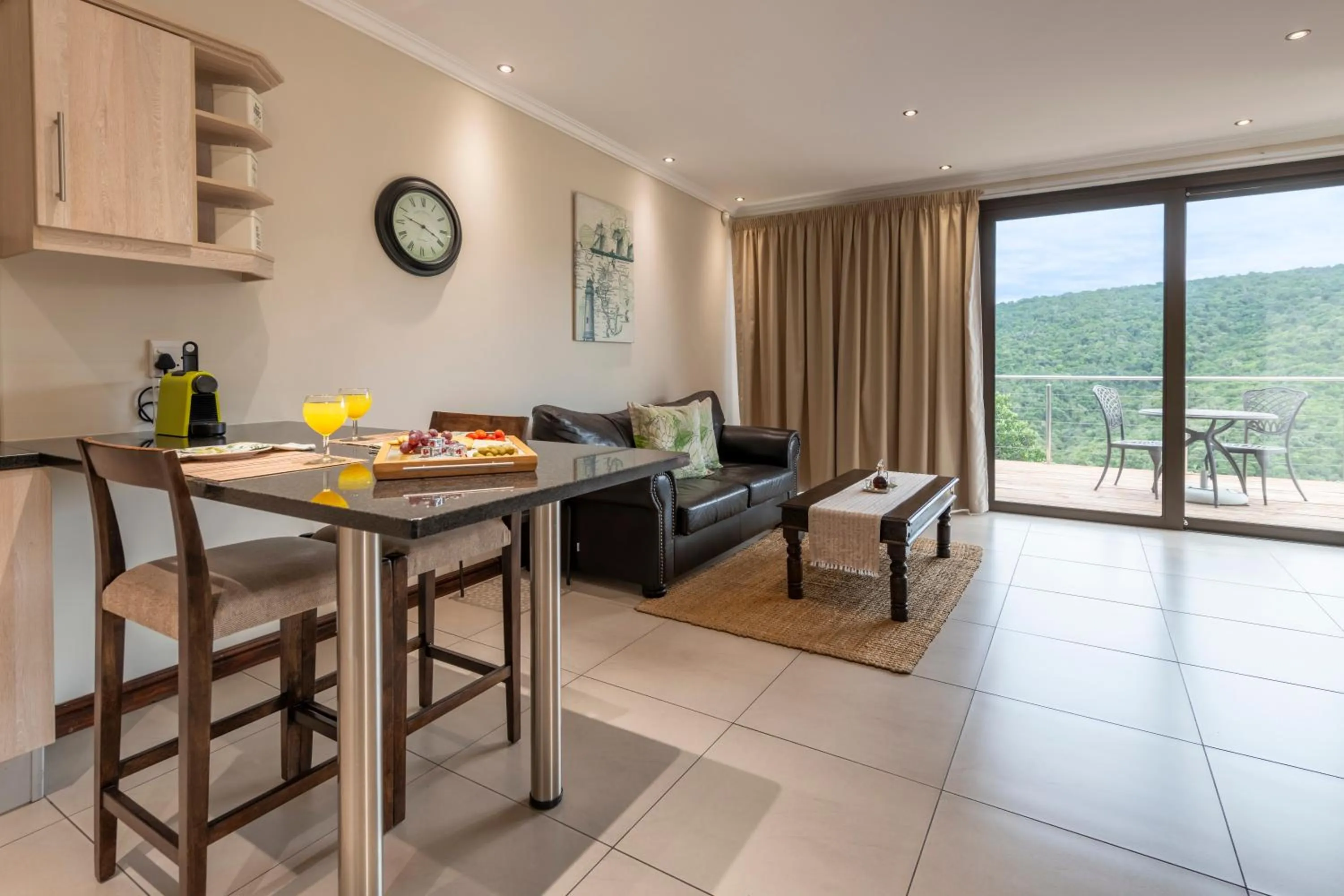 Kitchen or kitchenette in Alkantmooi Private Nature Reserve - Keurkloof & Keurbos 93