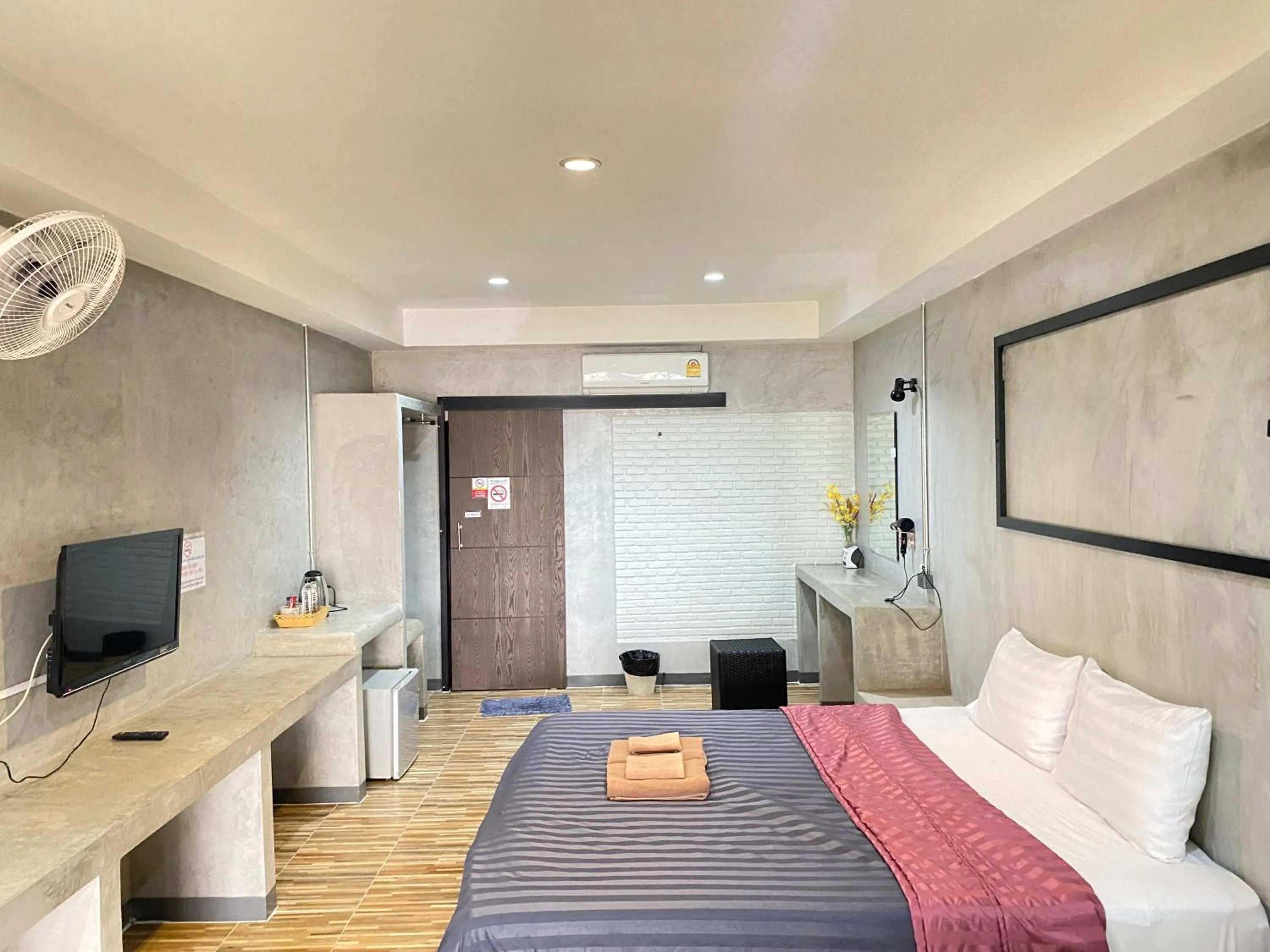 Bed in The Loft @Chiangrai