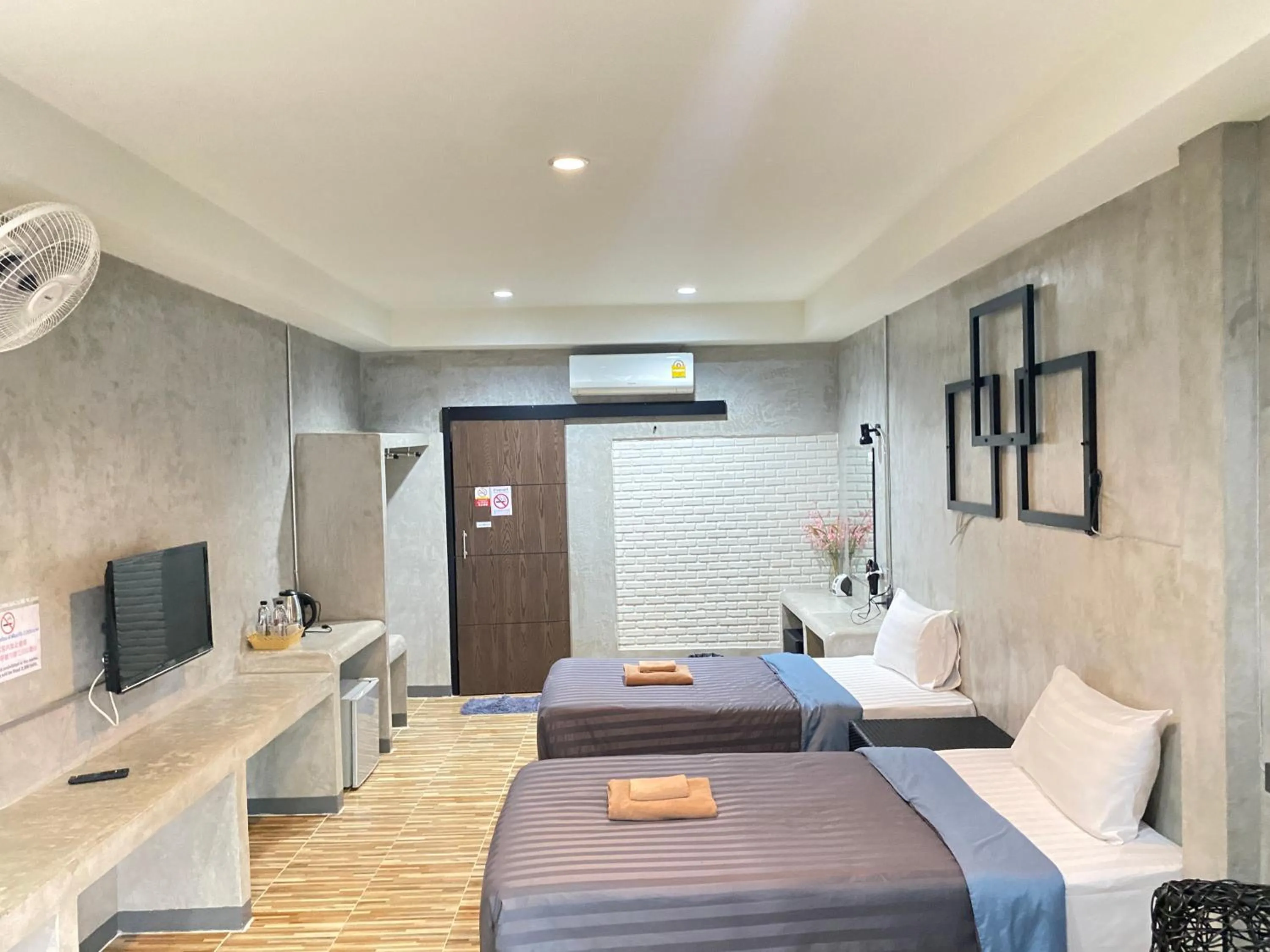 Bed in The Loft @Chiangrai