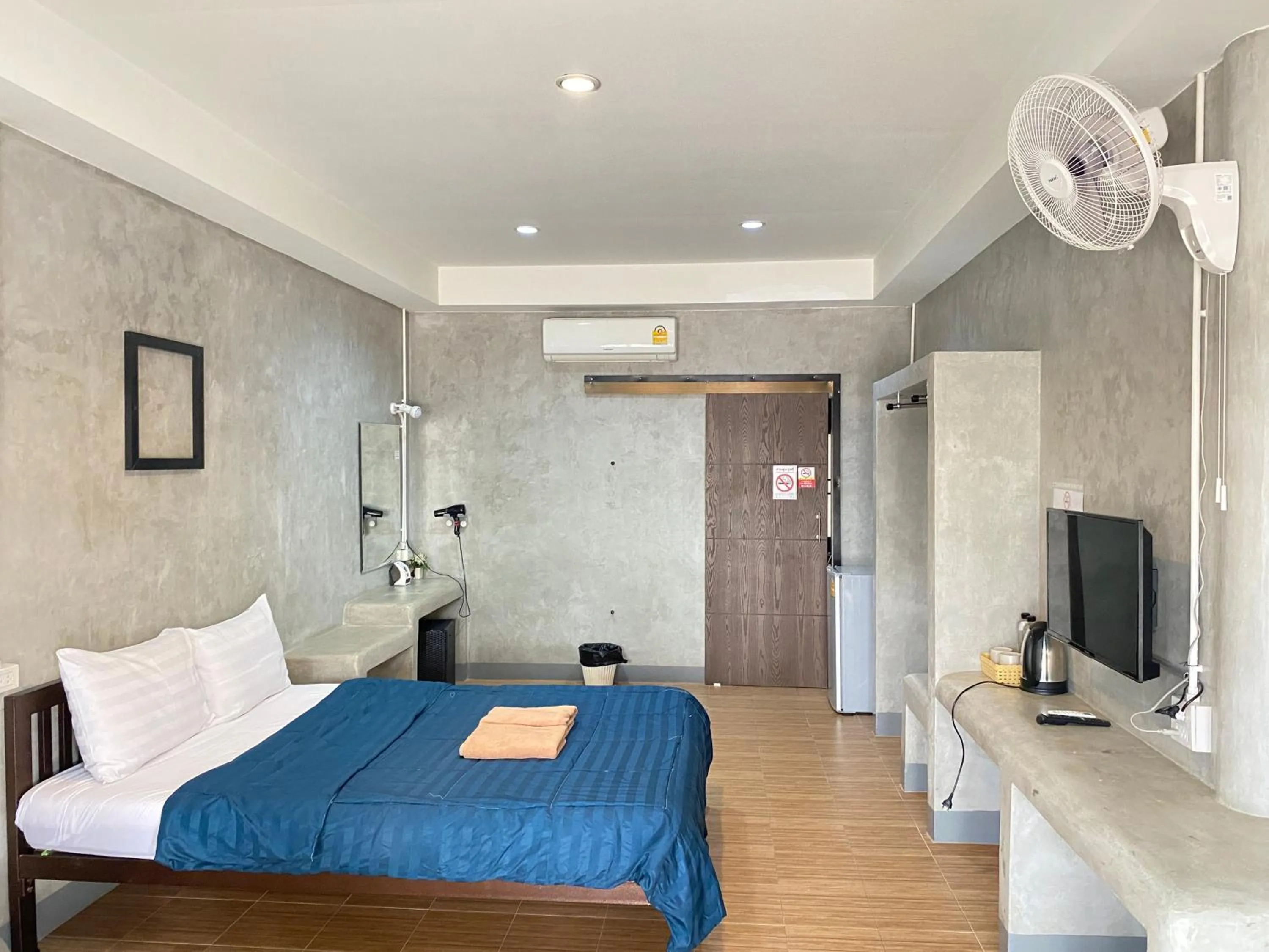 Bed in The Loft @Chiangrai