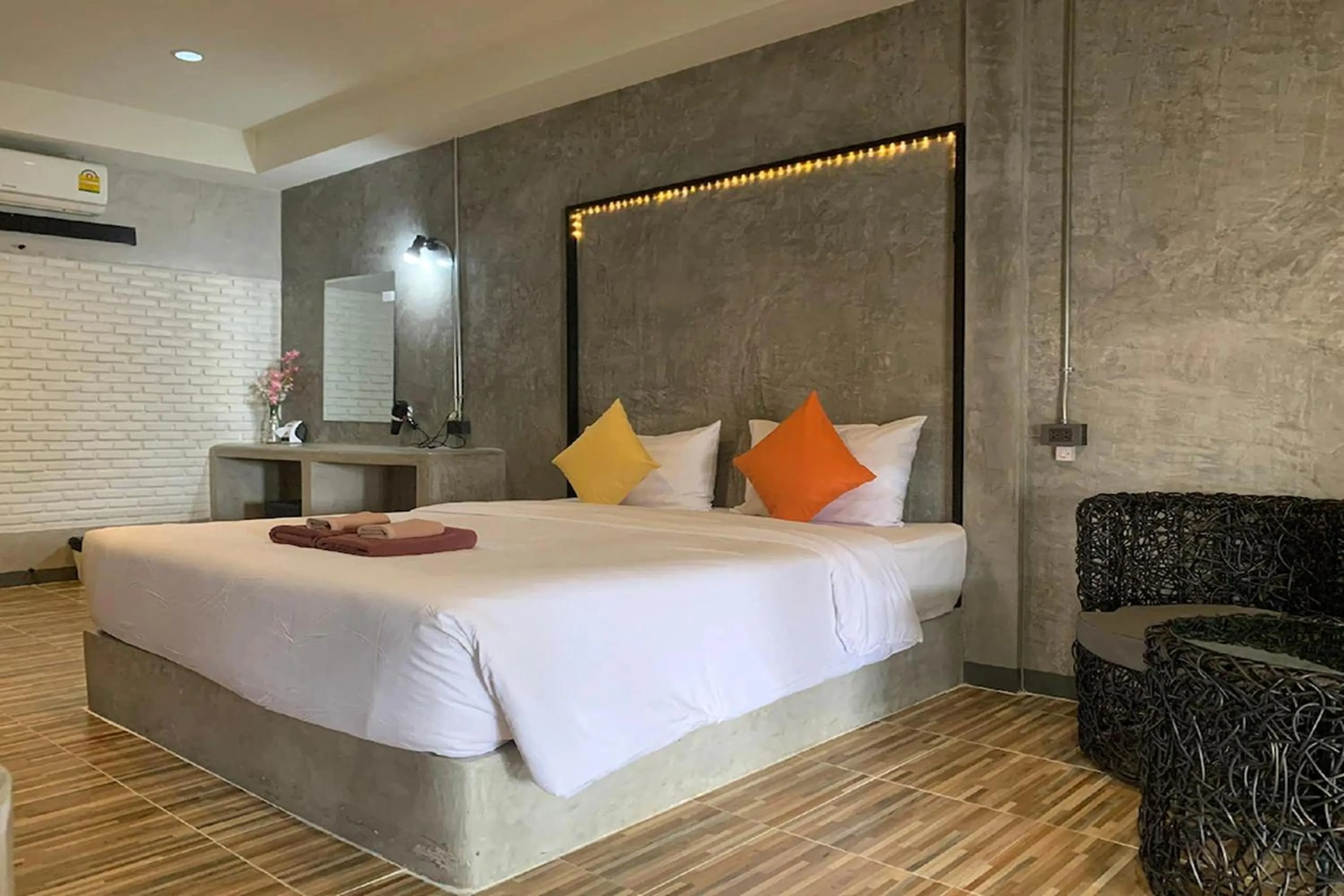 Bed in The Loft @Chiangrai