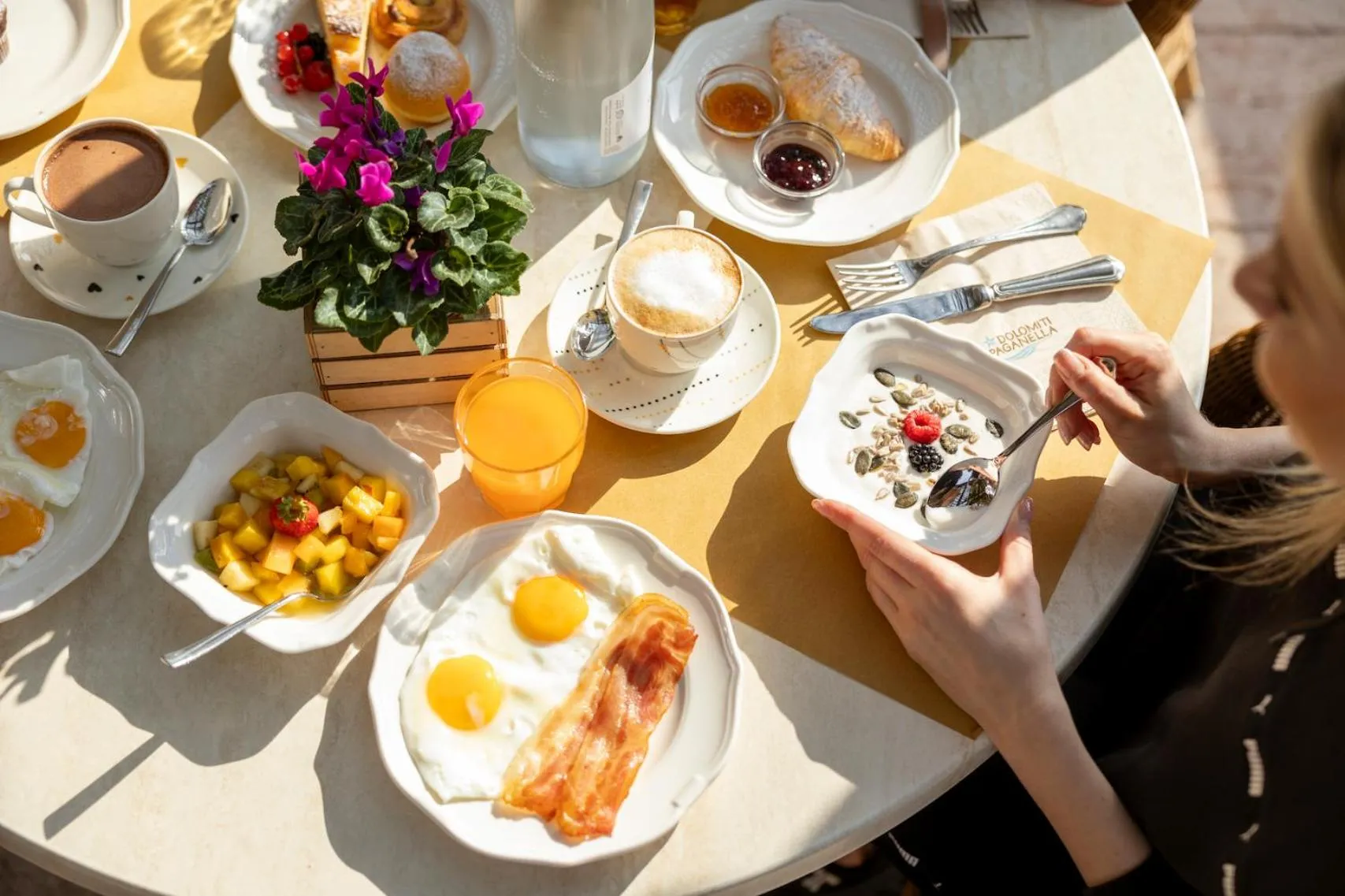 Breakfast in Miravalle