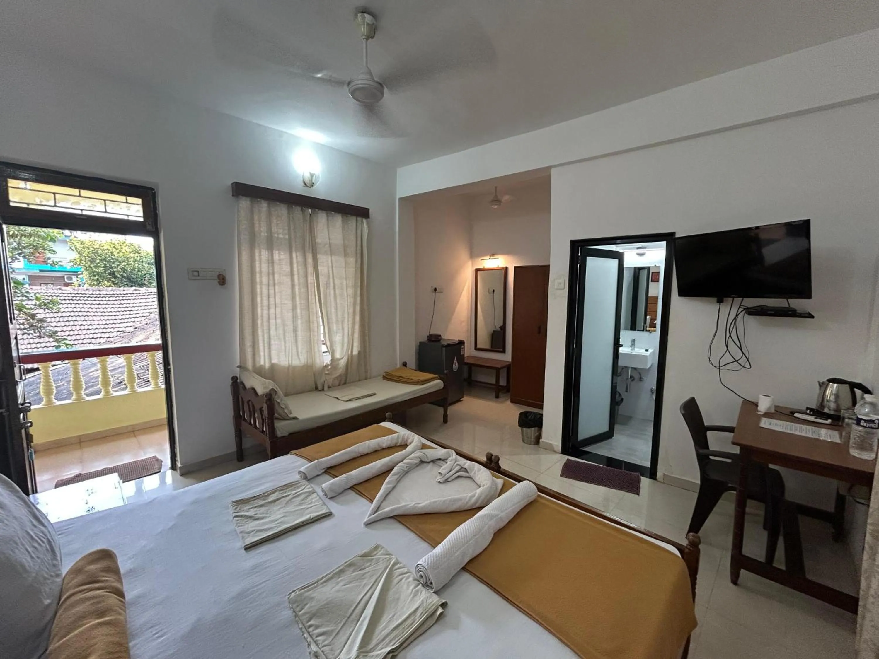Bed in Fatima Guest House