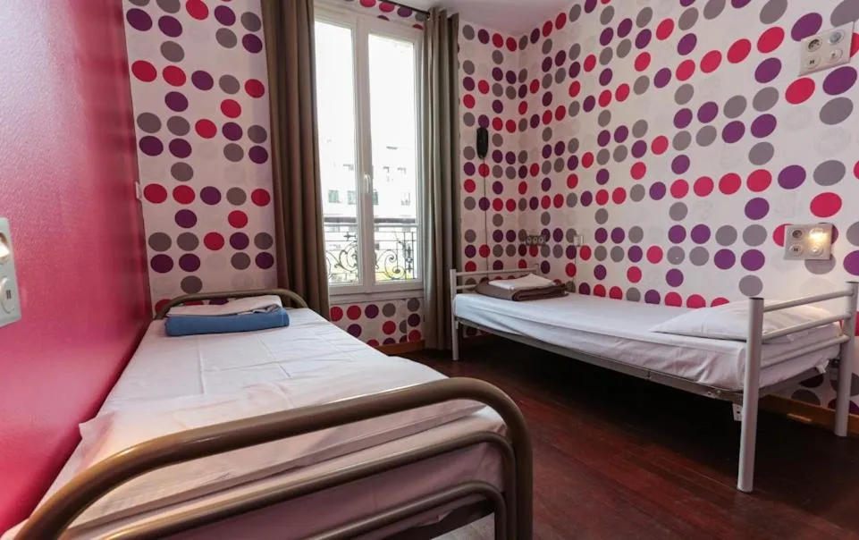 Bed in Oops! Latin quarter by Hiphophostels