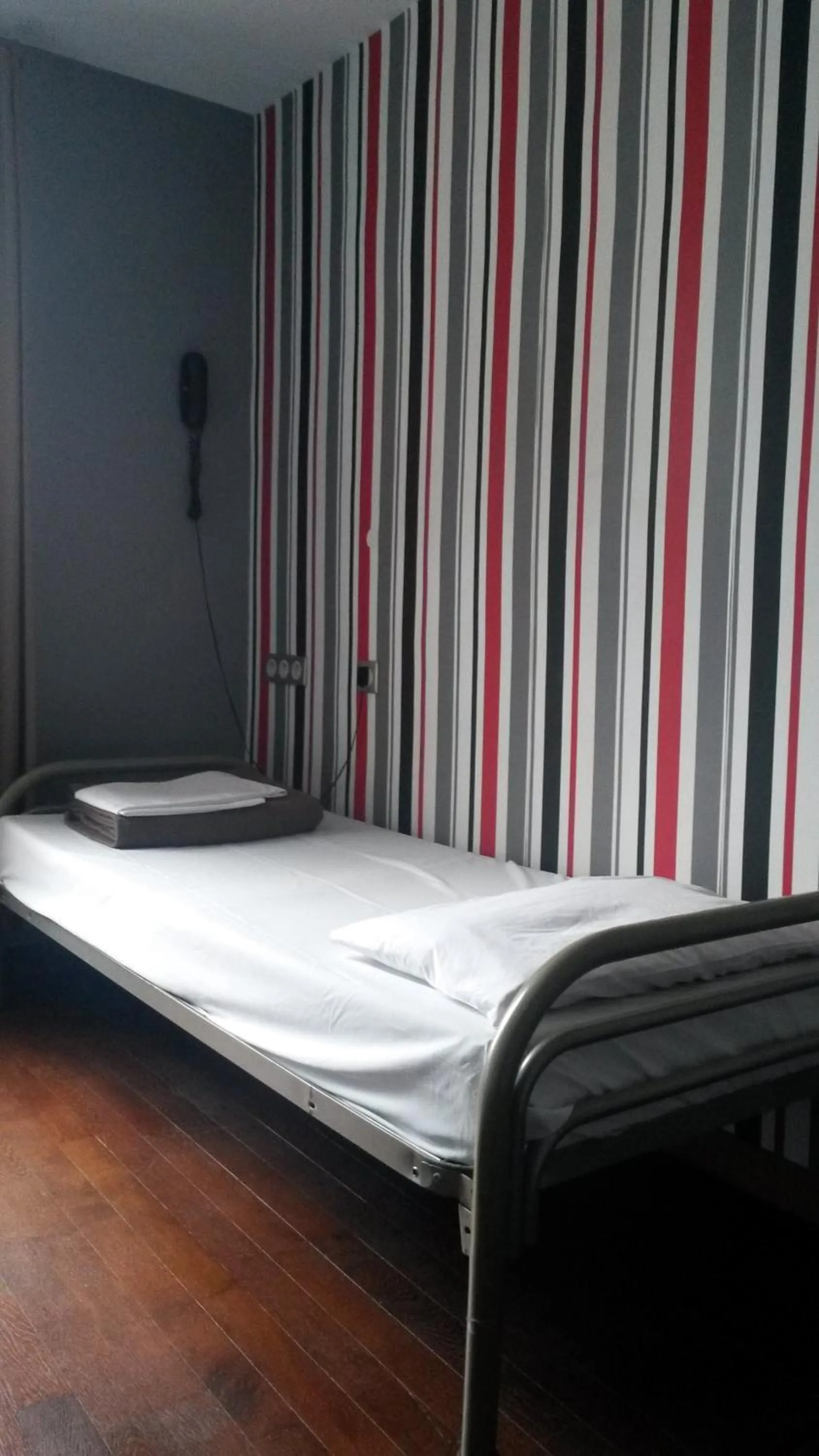 Bed in Oops! Latin quarter by Hiphophostels