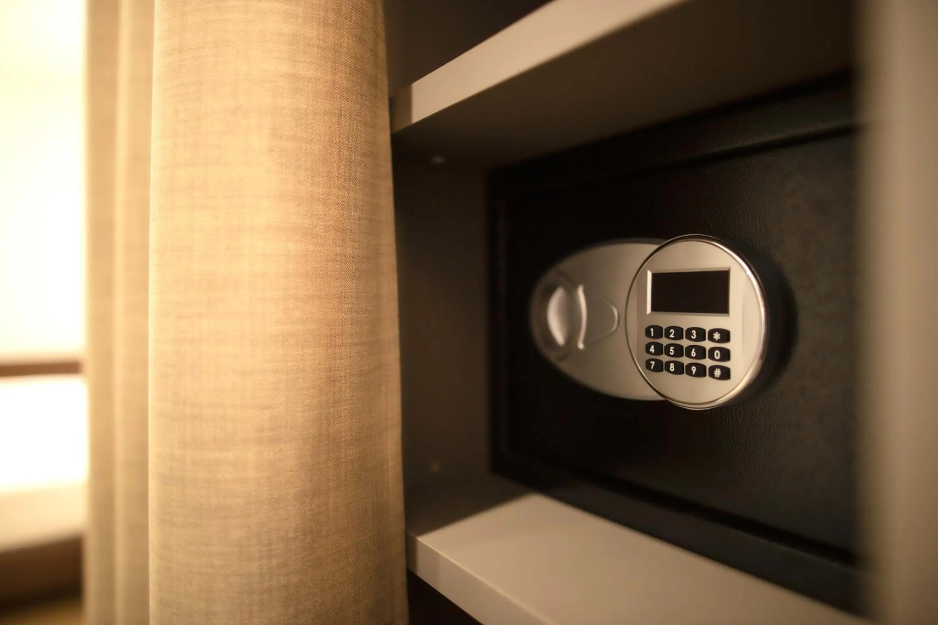 safe in Hotel Orientale