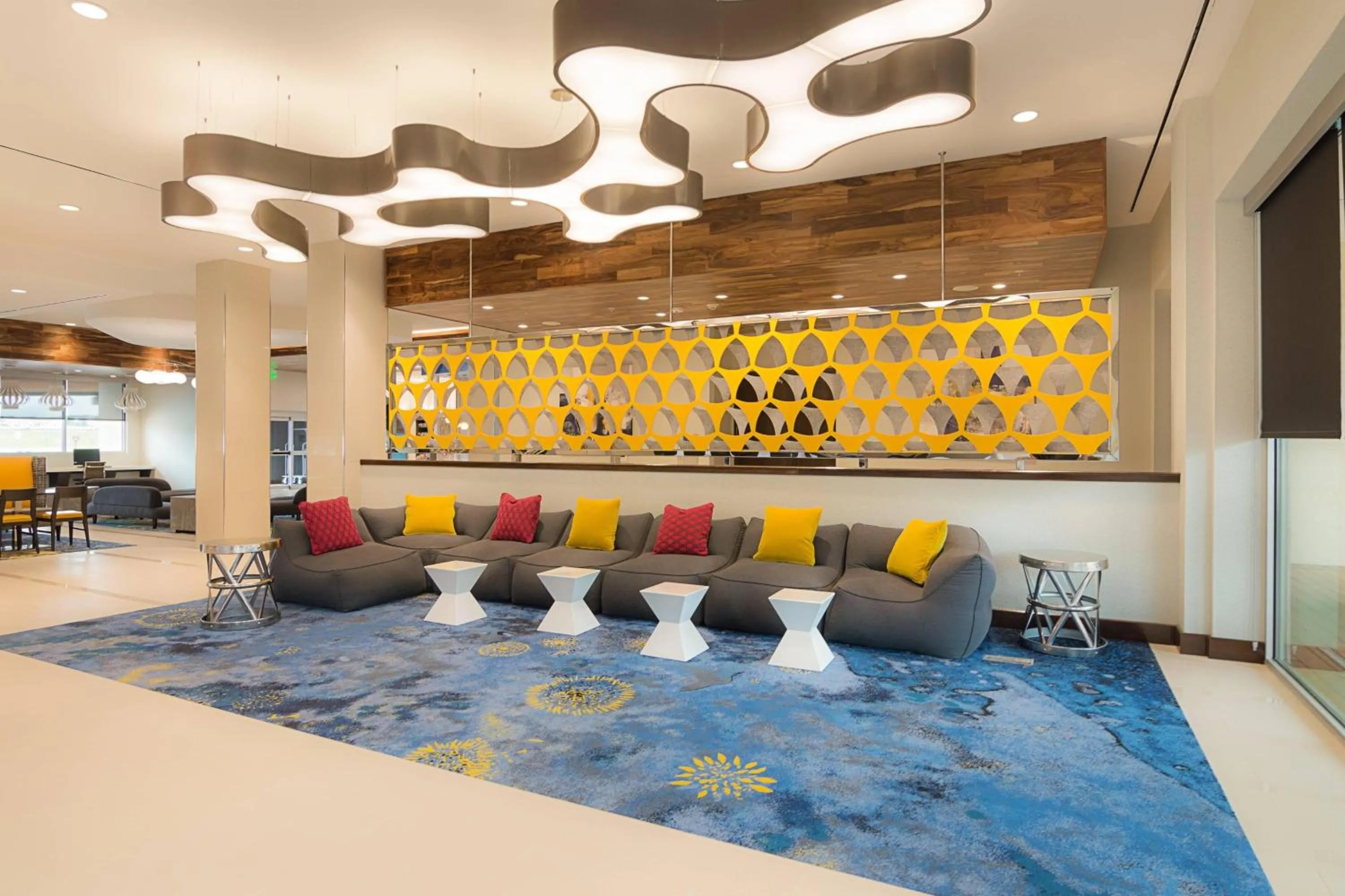 Lounge or bar in SpringHill Suites by Marriott Fort Worth Fossil Creek