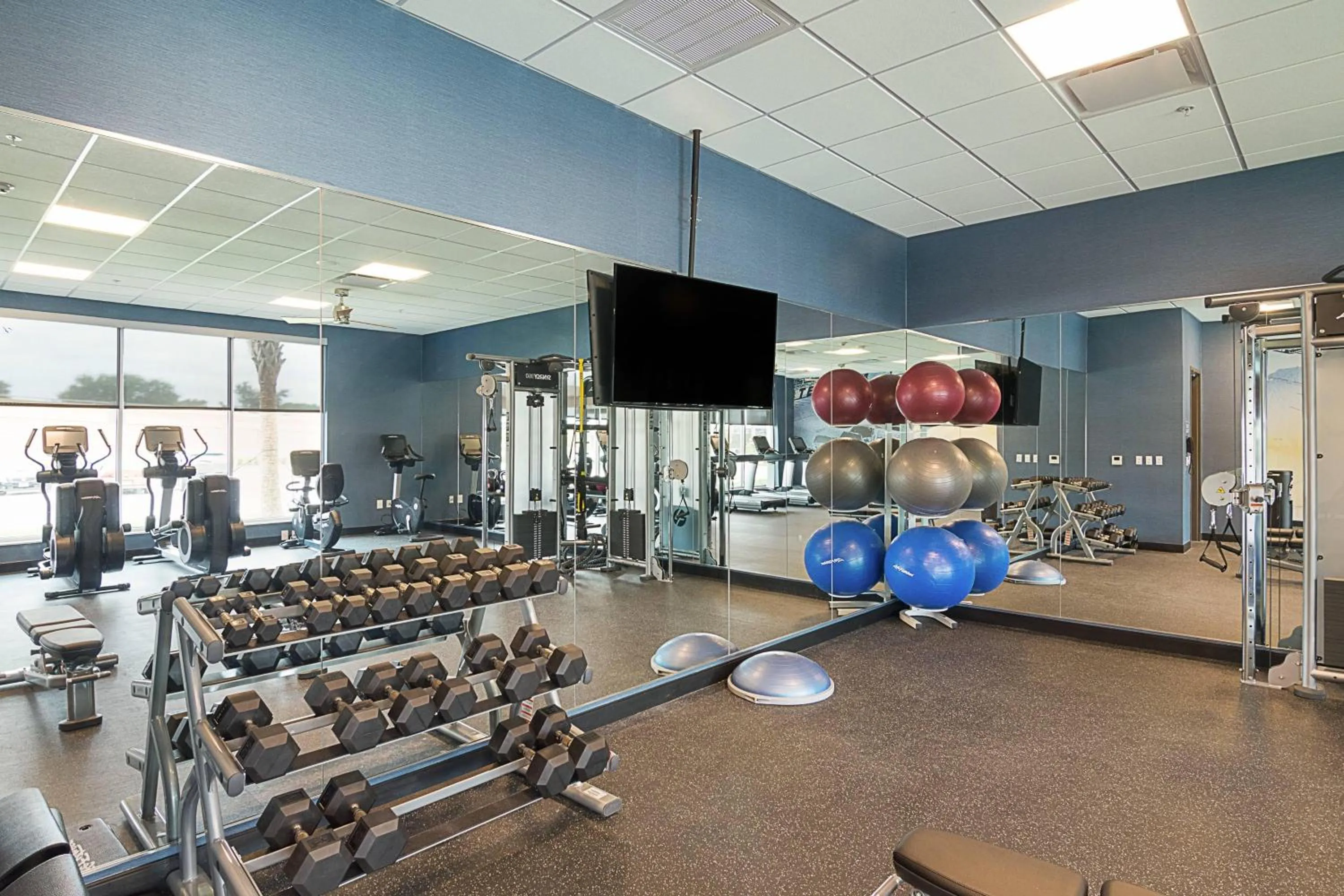 Fitness centre/facilities in SpringHill Suites by Marriott Fort Worth Fossil Creek