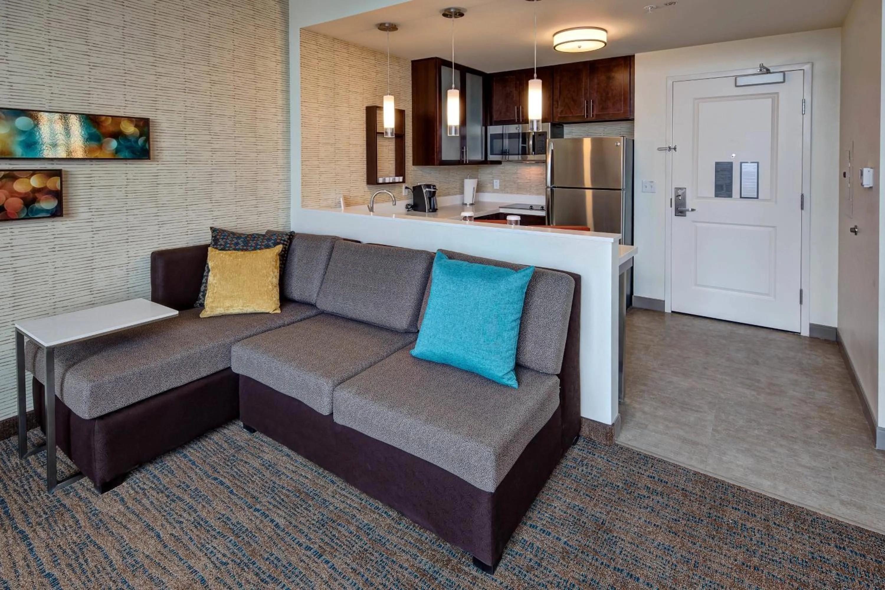 Living room in Residence Inn by Marriott Kansas City Downtown/Convention Center