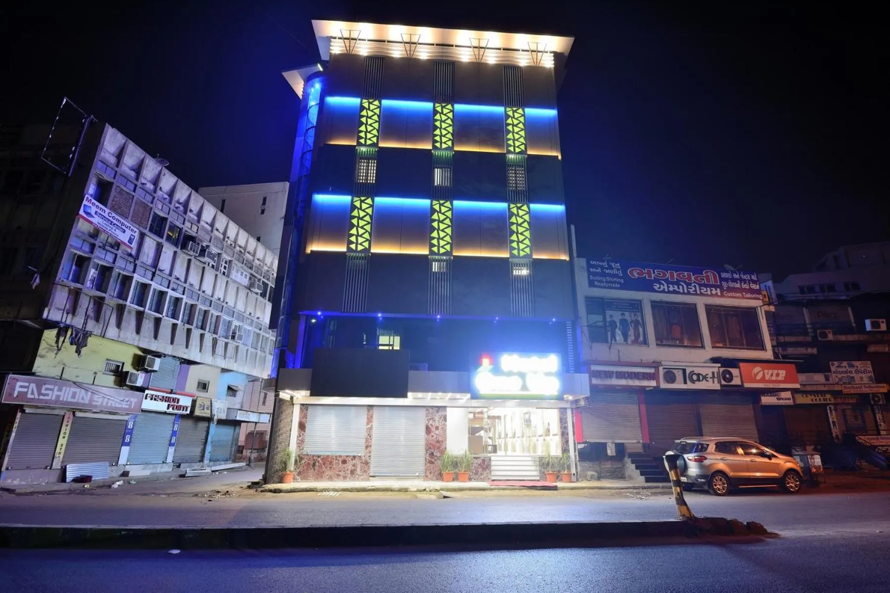 Property building in Hotel One Up