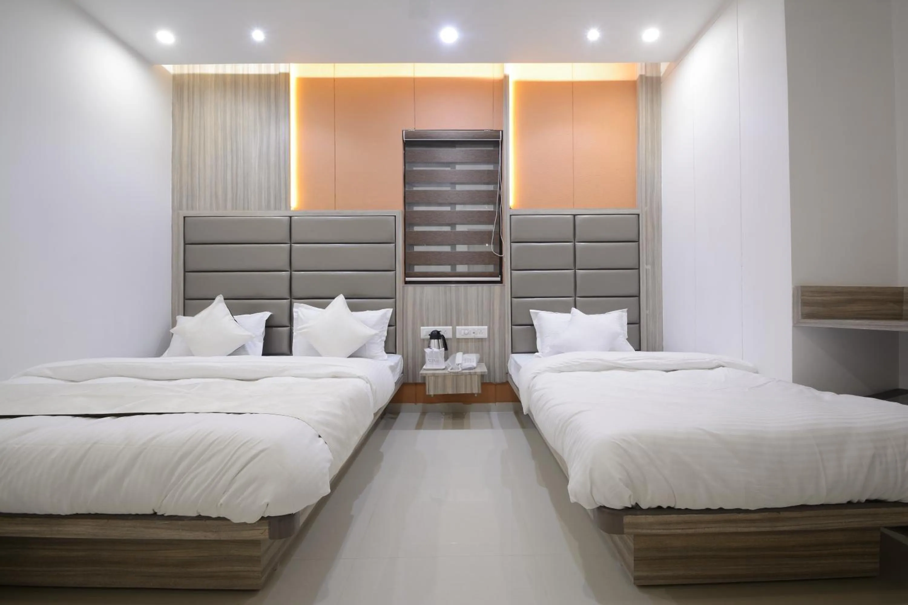 Bedroom, Bed in Hotel One Up