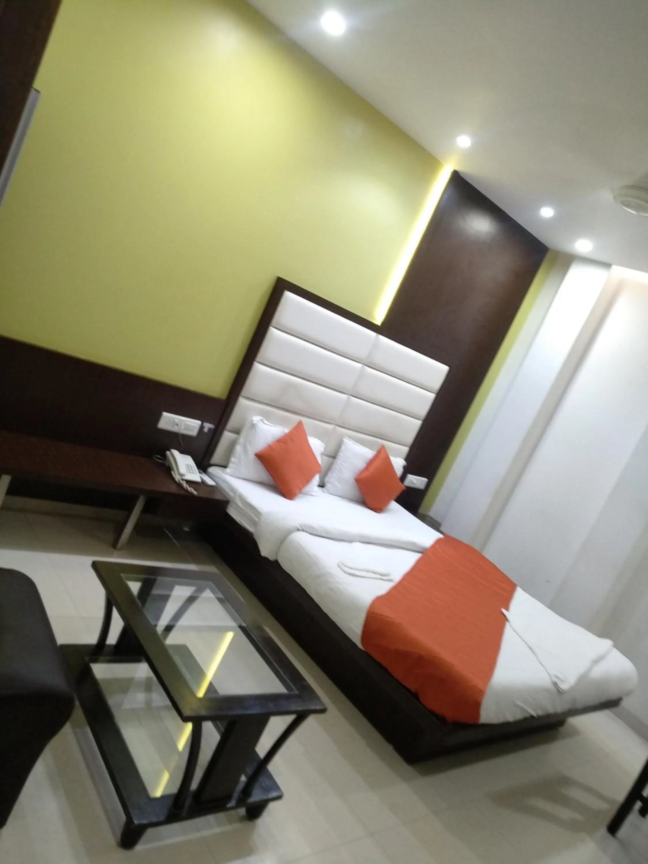 Bedroom, Bed in Hotel One Up