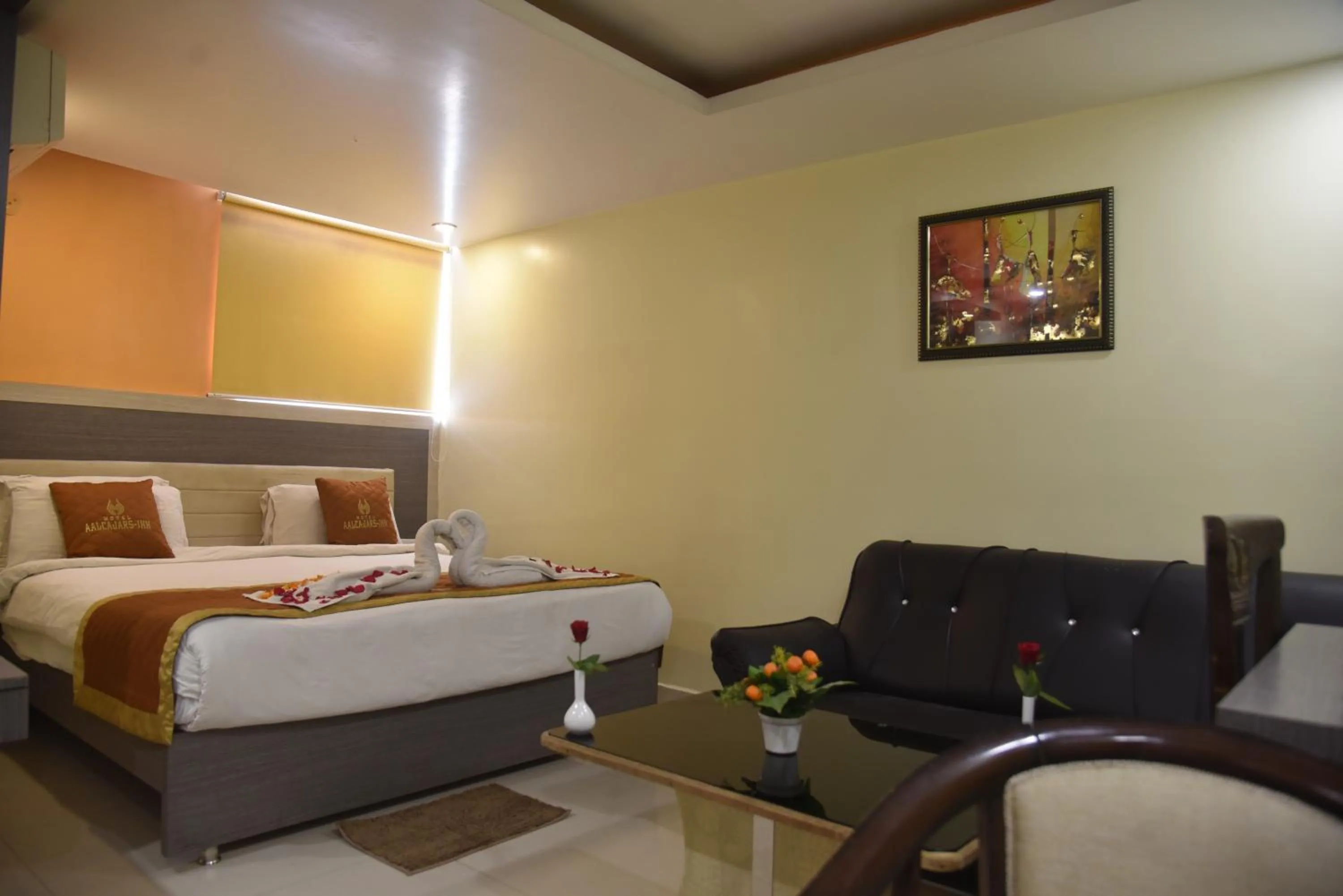 Bed in Aalcajars Inn