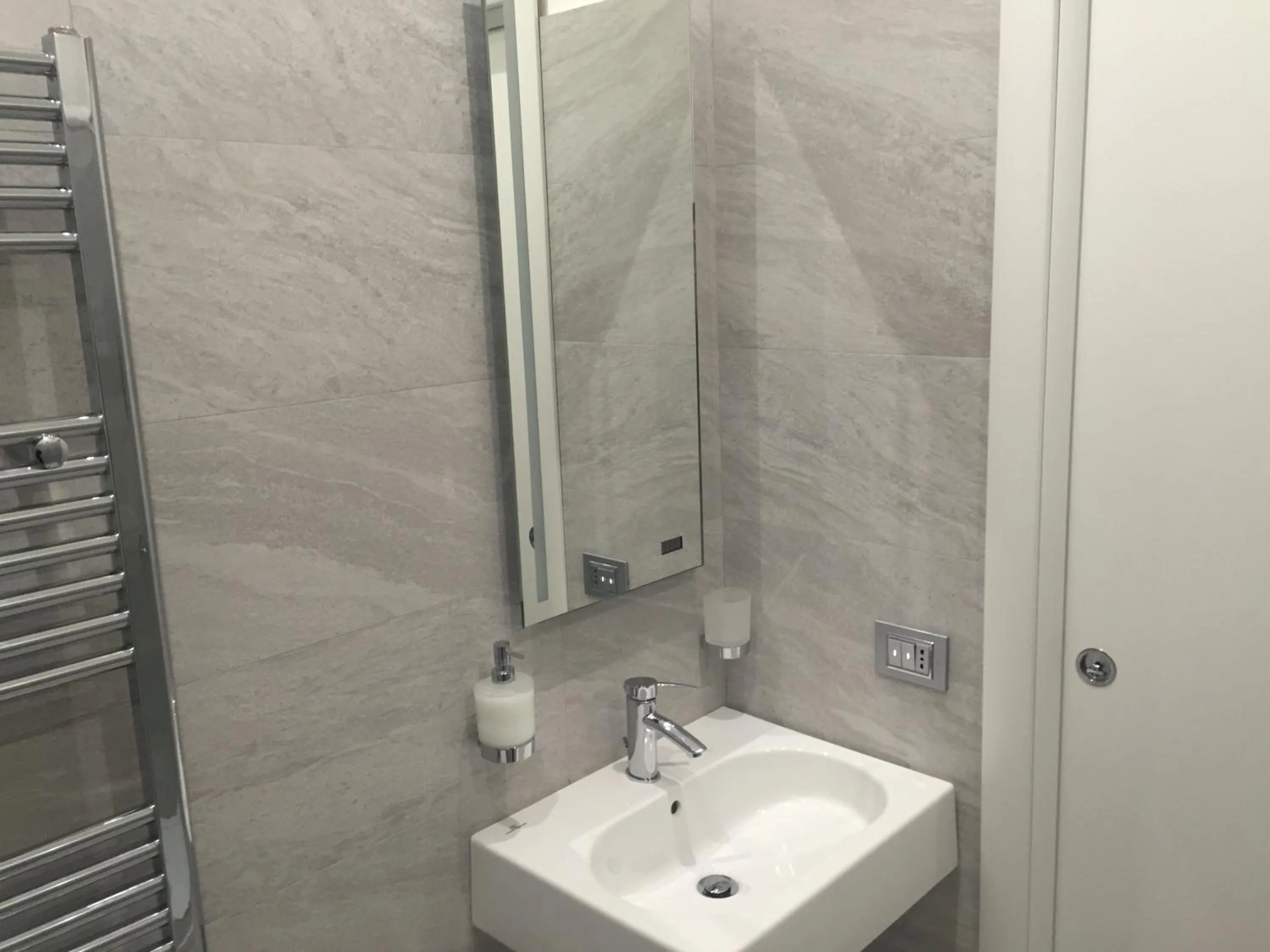 Bathroom in Picaflor Art & Rooms