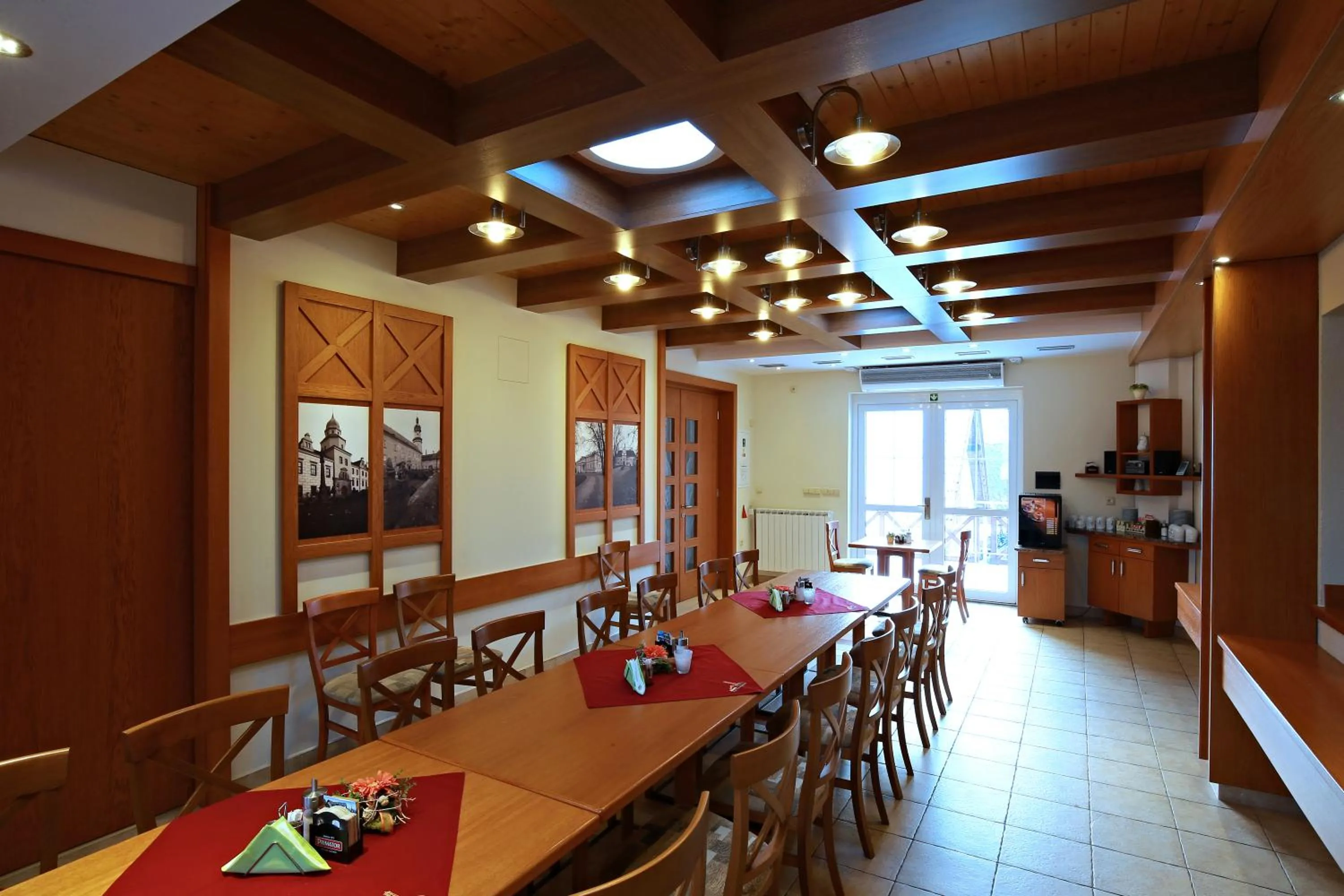 Restaurant/places to eat in Wellness Penzion Pod Rozhlednou