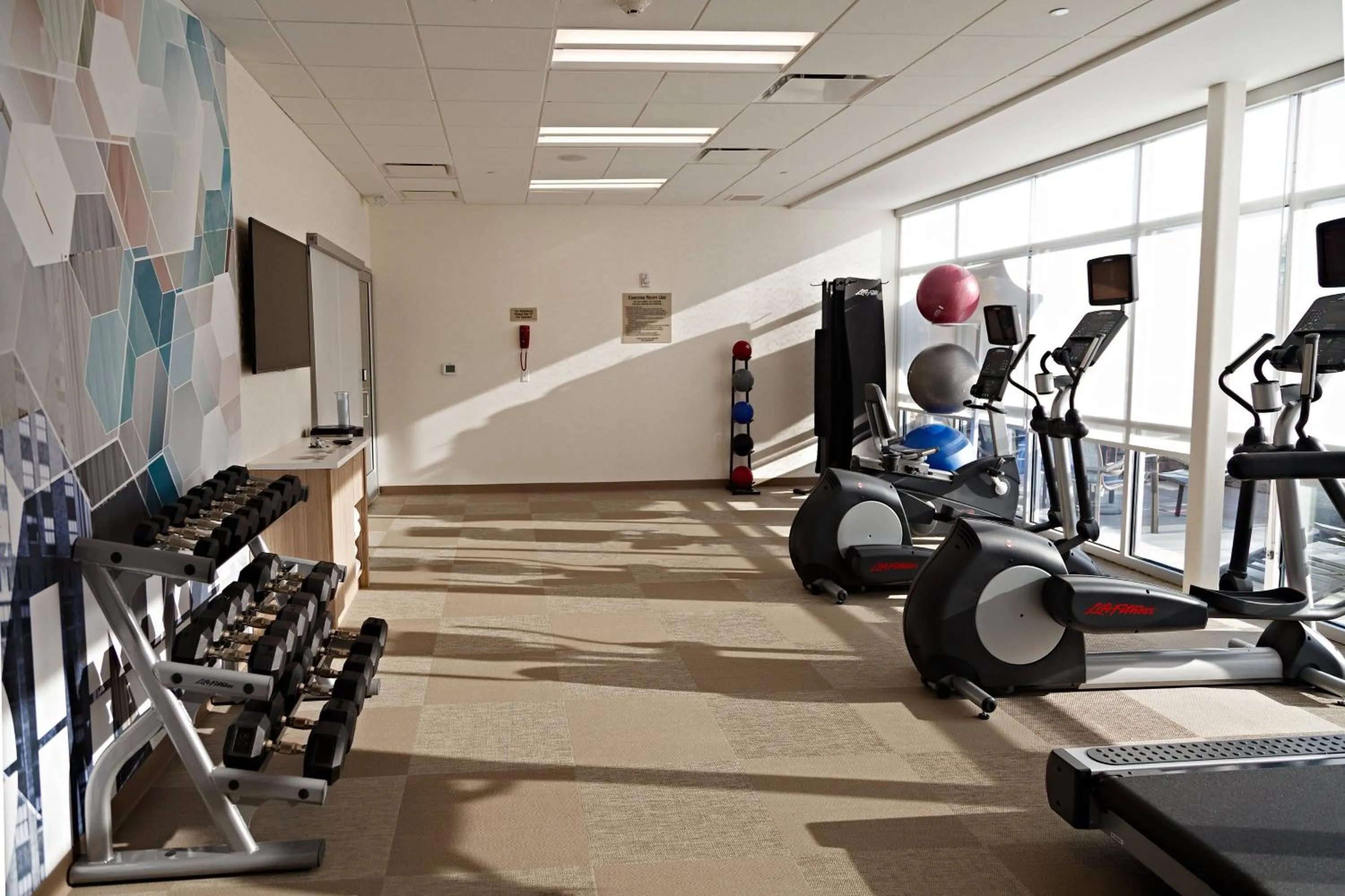 Fitness centre/facilities in SpringHill Suites by Marriott Somerset Franklin Township