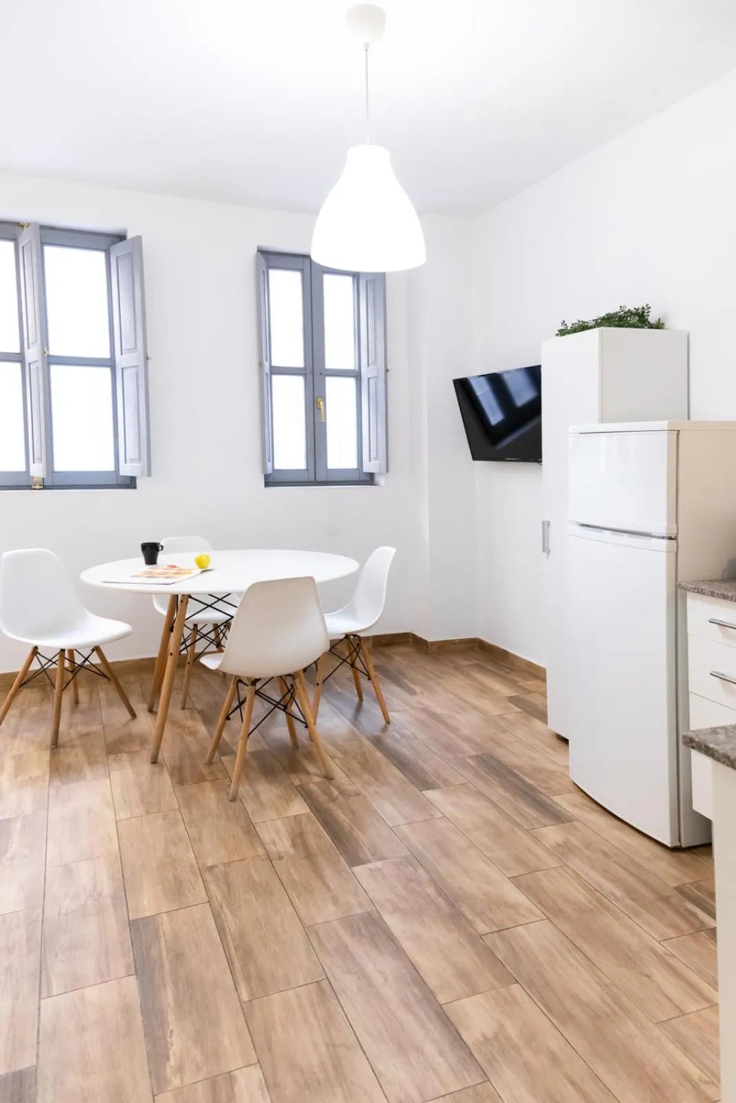 Kitchen or kitchenette in Down Town