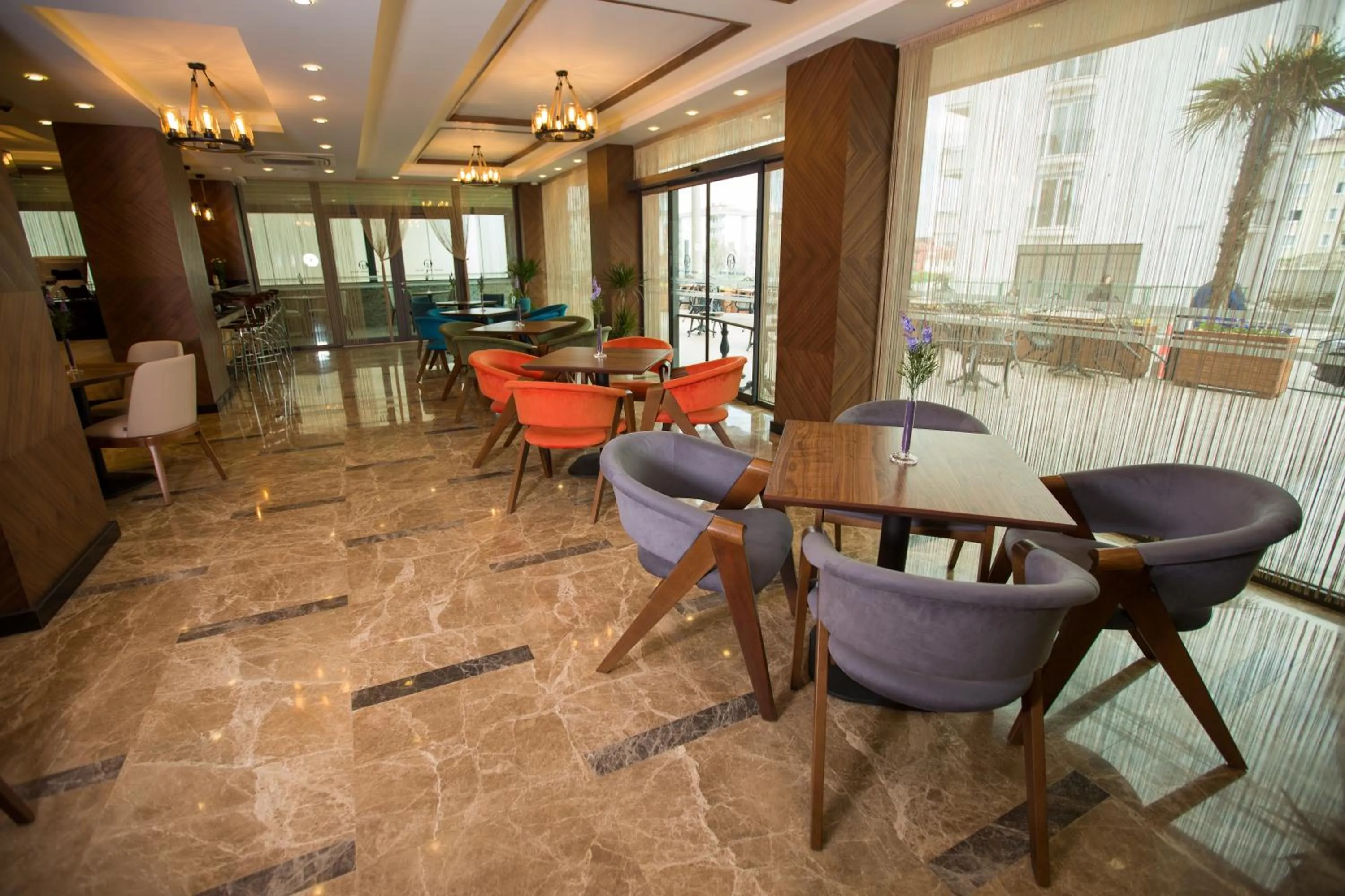 Restaurant/places to eat in Görükle Güler Park Hotel