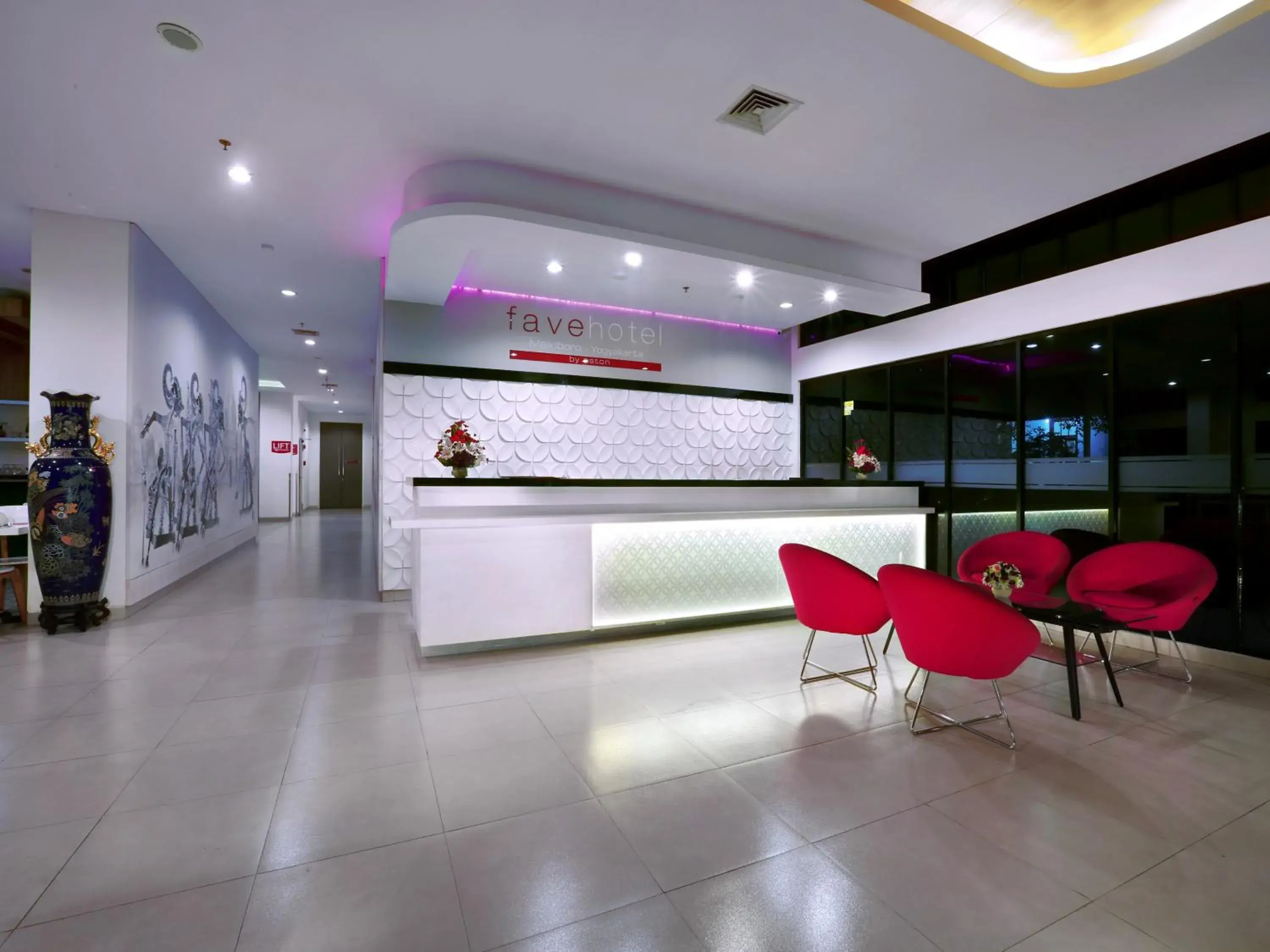 Lobby or reception in Favehotel Malioboro