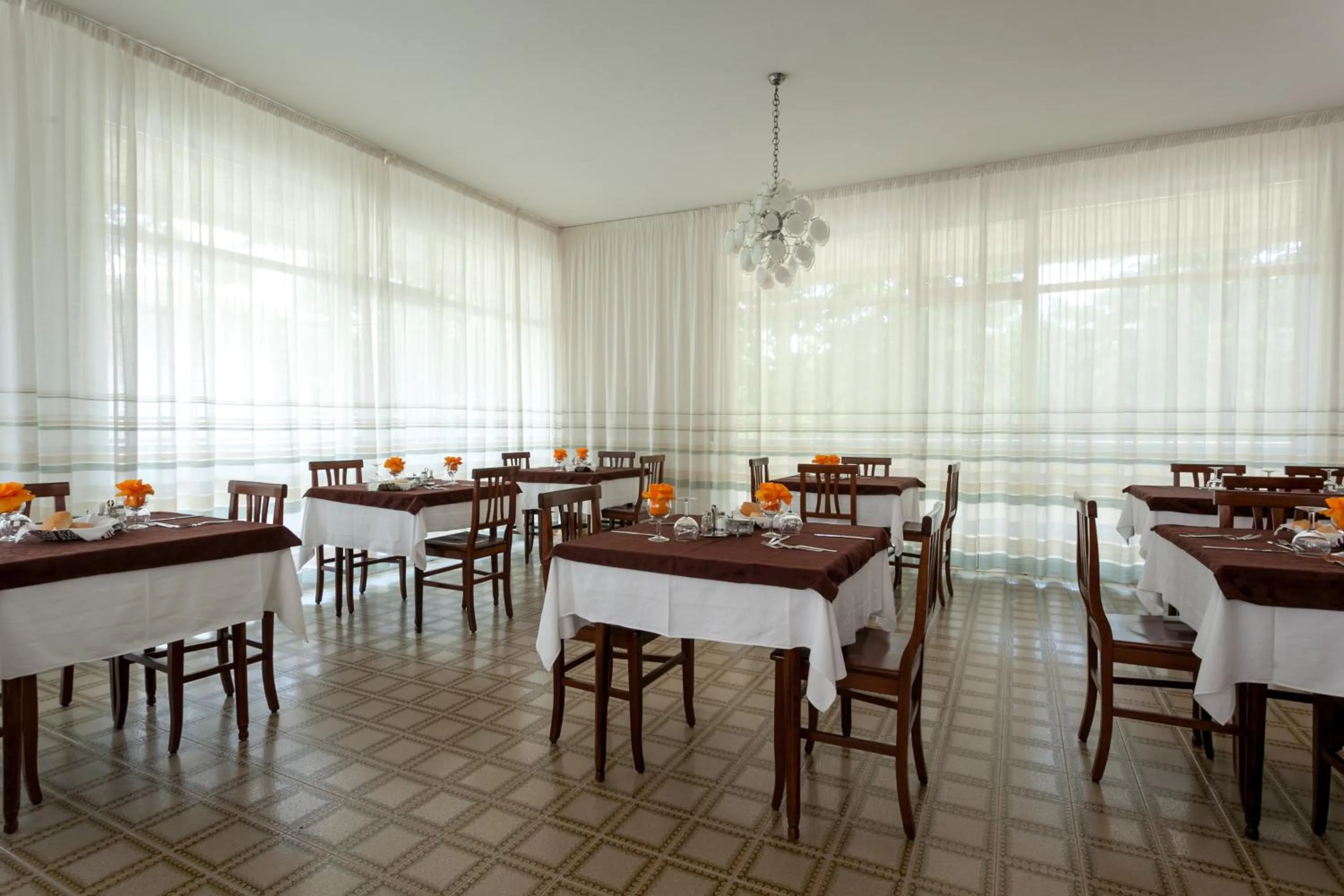 Restaurant/places to eat in Hotel Gattuccio