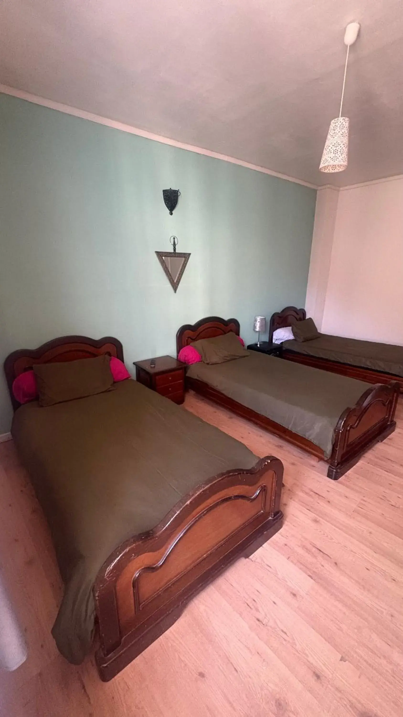 Comfort Triple Room with Shower - single occupancy in Chambre D'hôtes Anzi Comfort Triple Room with Shower - single occupancy in Chambre D'hôtes Anzi