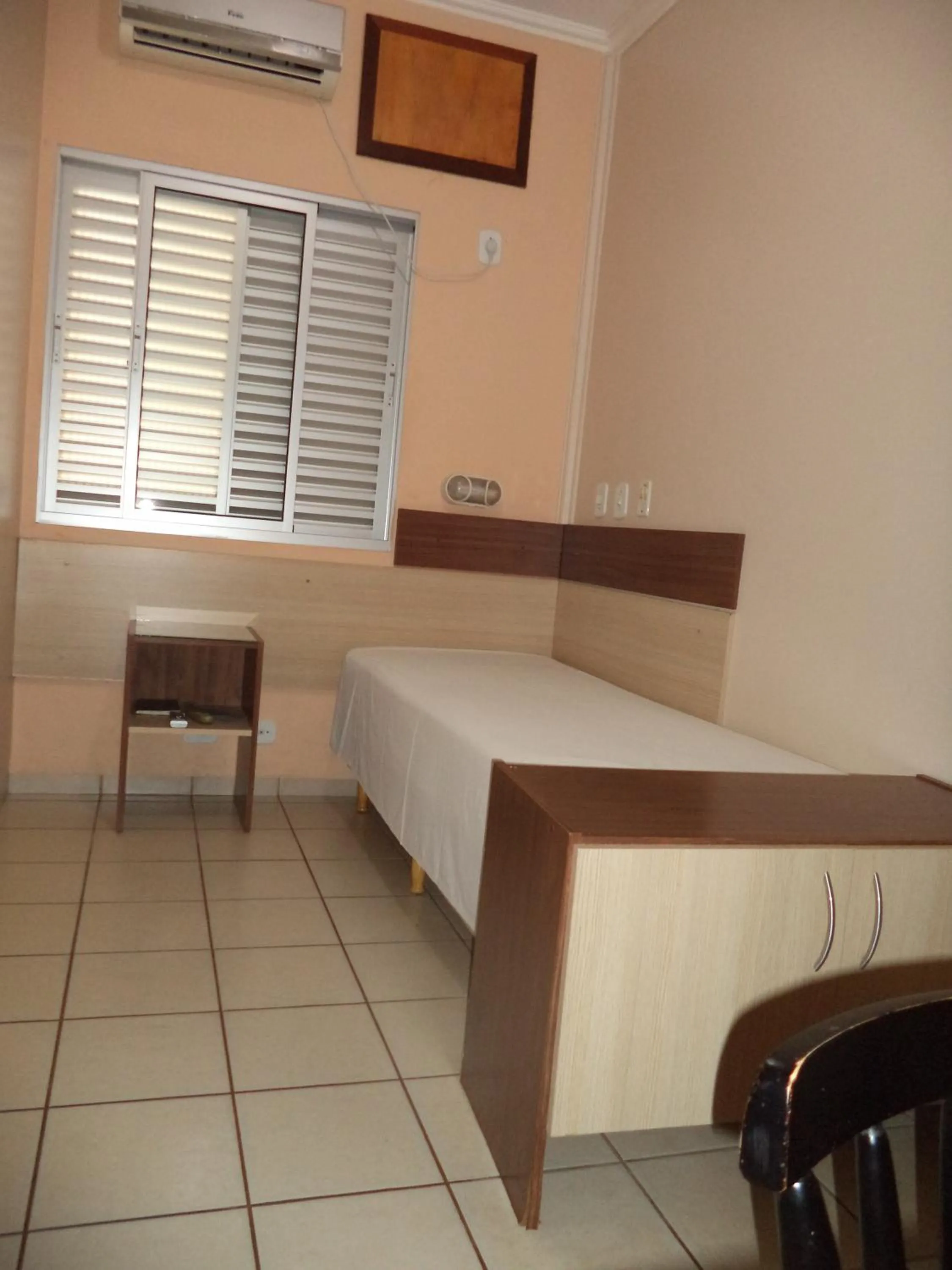 Photo of the whole room, Bed in Villa Verde Hotel