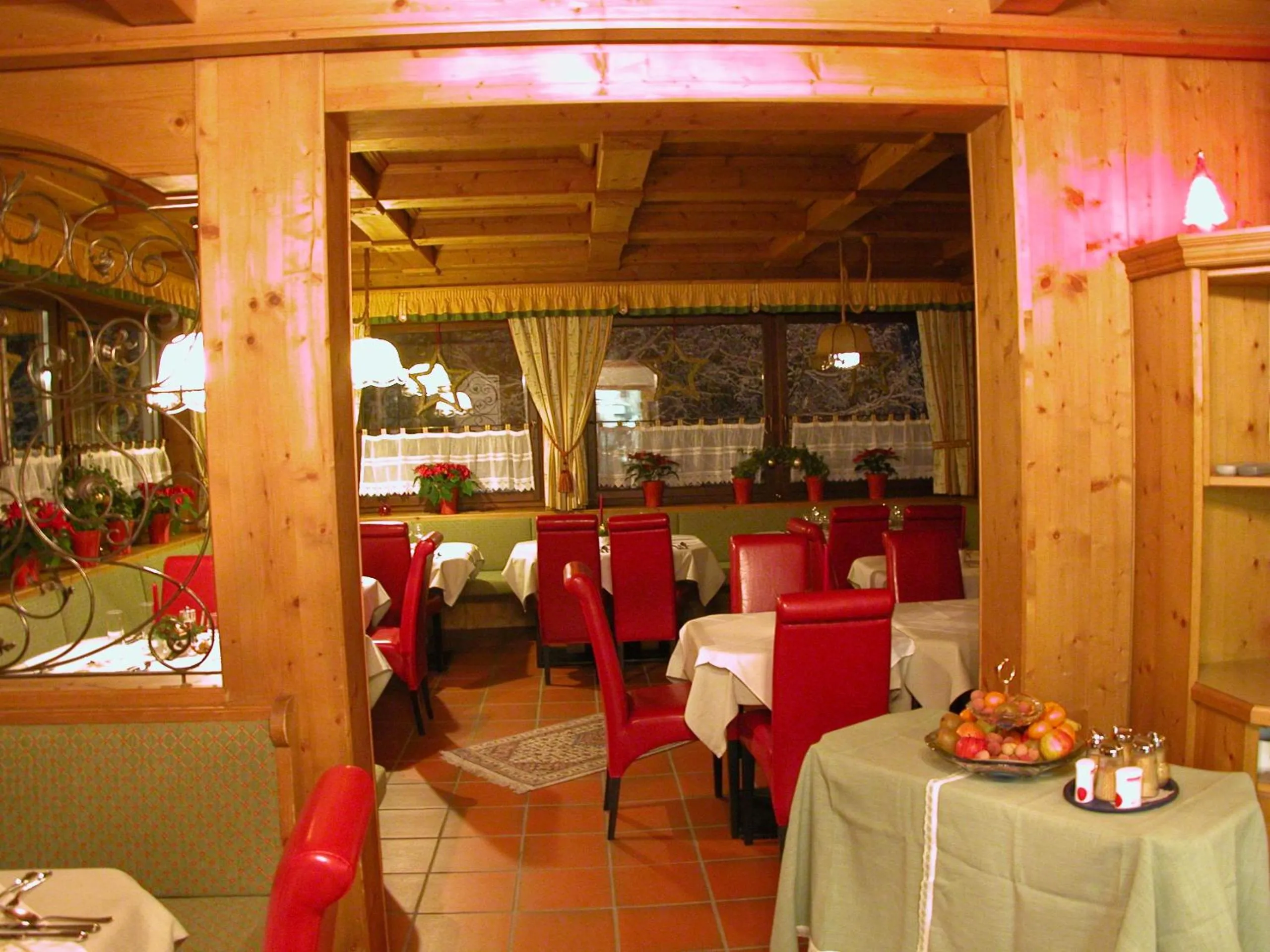 Restaurant/places to eat in Hotel Pension Weiratherhof