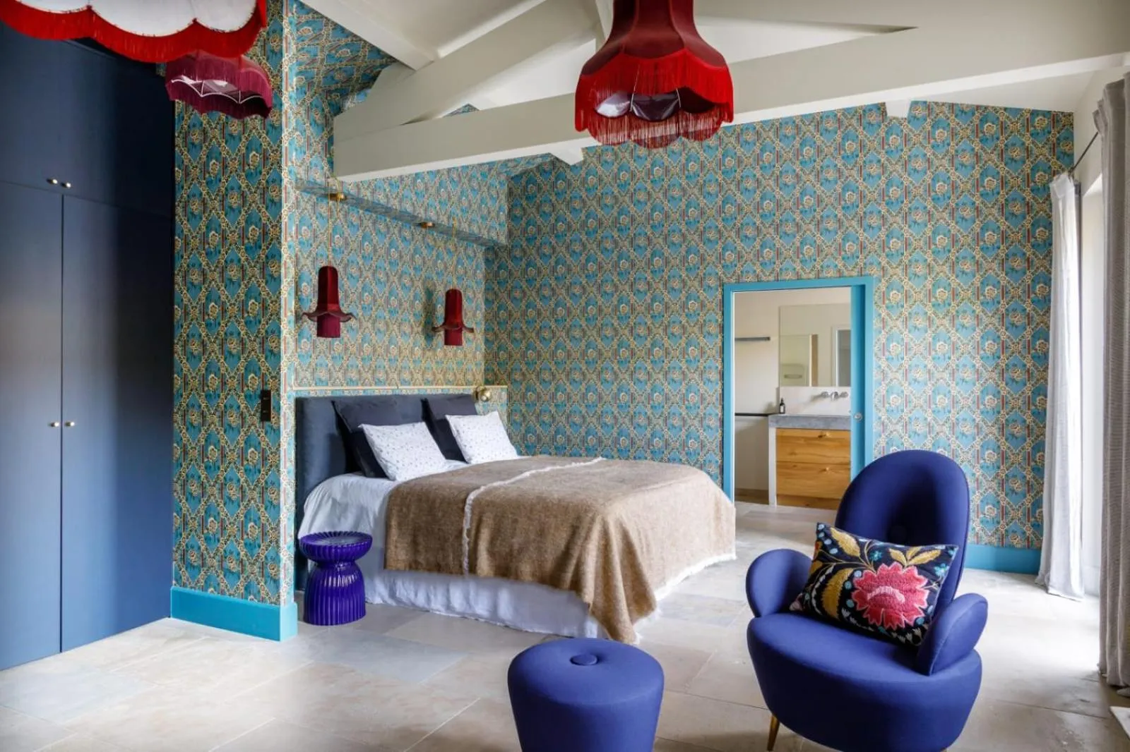 Bed in La Magnanerie de l'Isle B&B