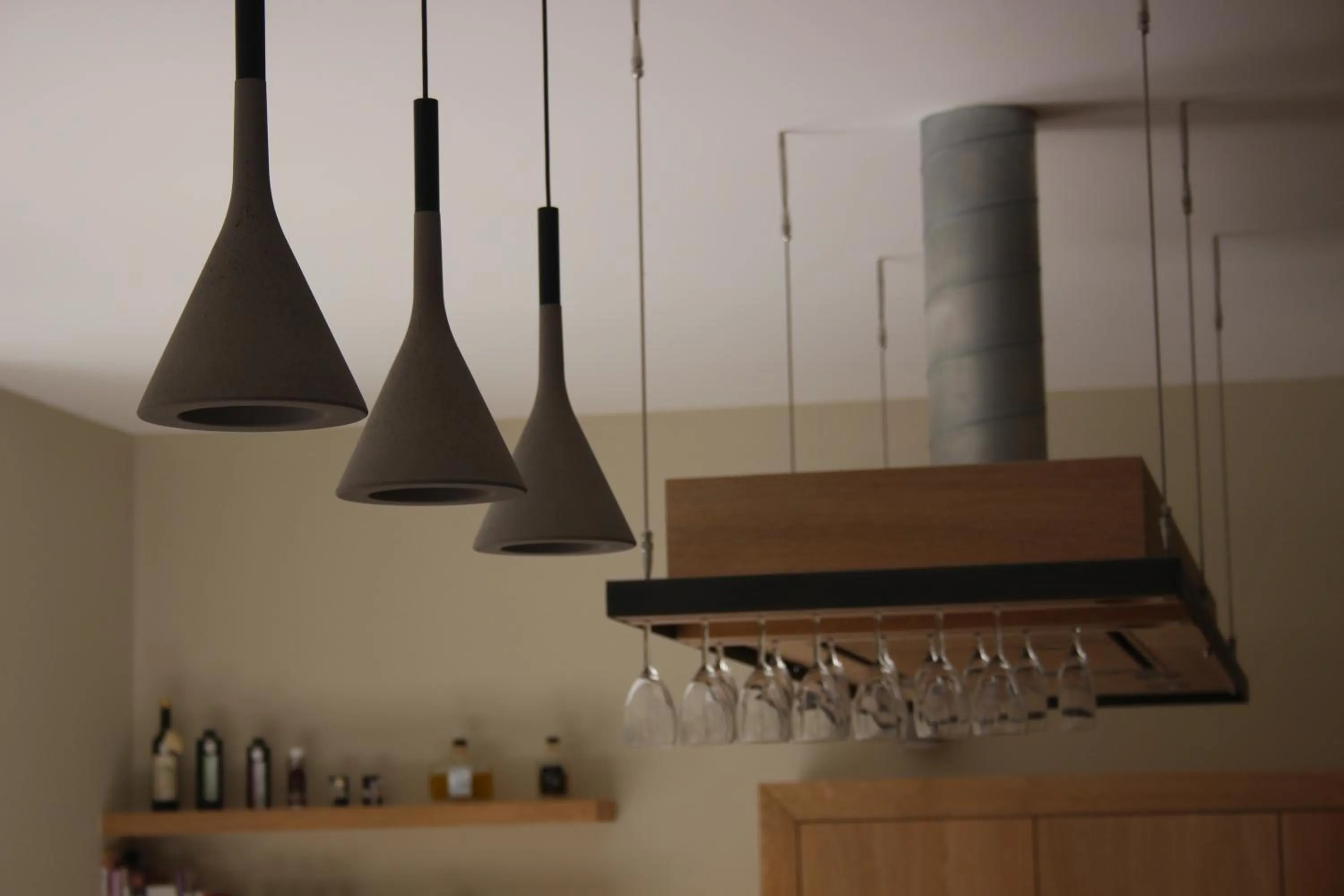 Decorative detail in La Magnanerie de l'Isle B&B