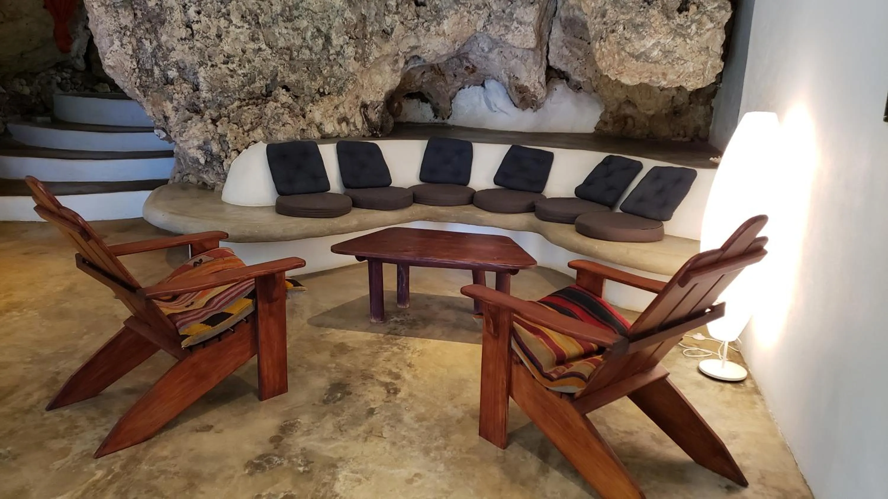 Living room in La Cueva Eco-Lodge