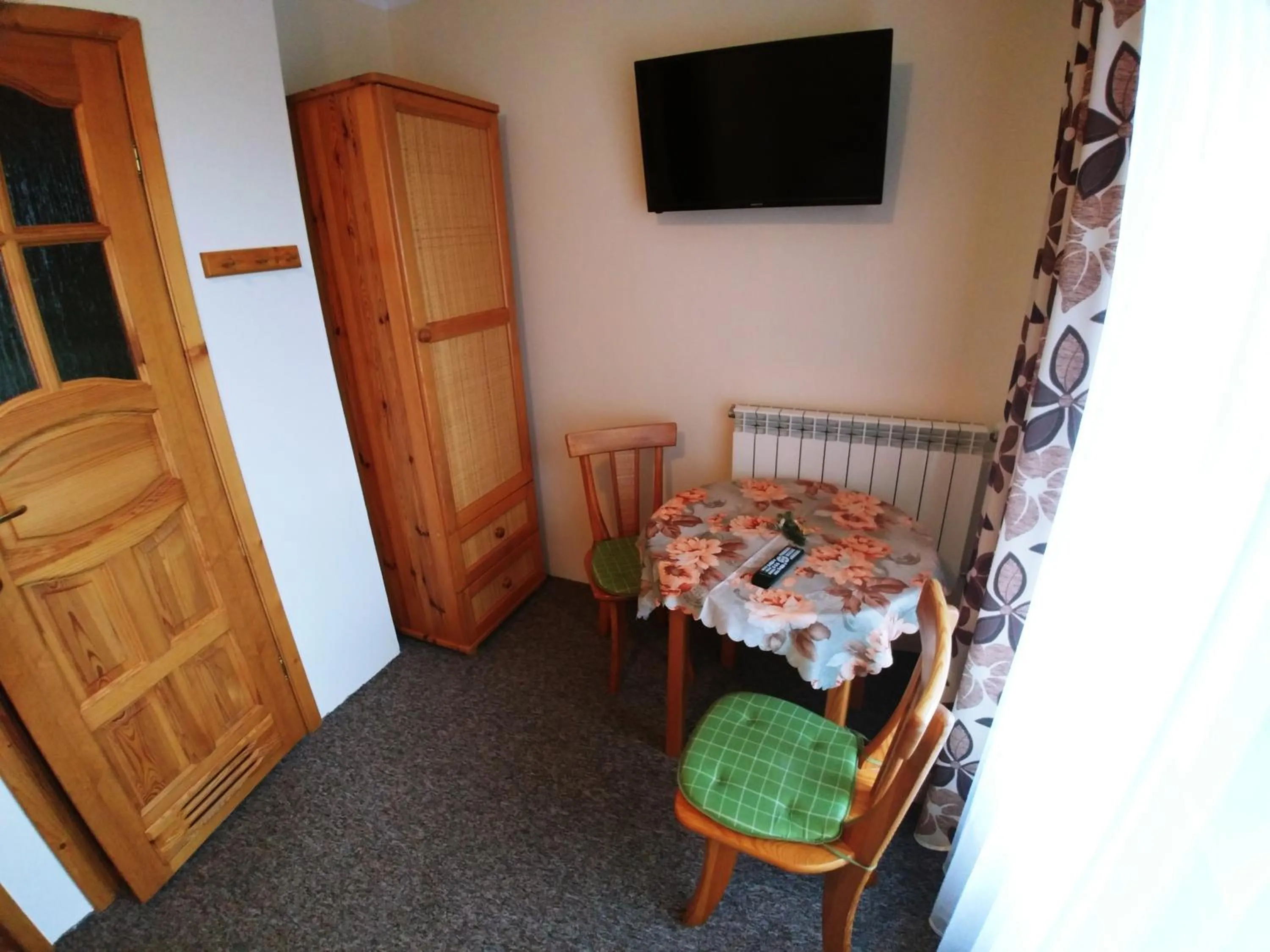 U Hani w pobliżu Gorący Potok i Termy