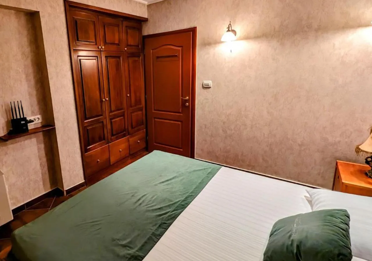 Bedroom, Bed in Villa Edelweiss