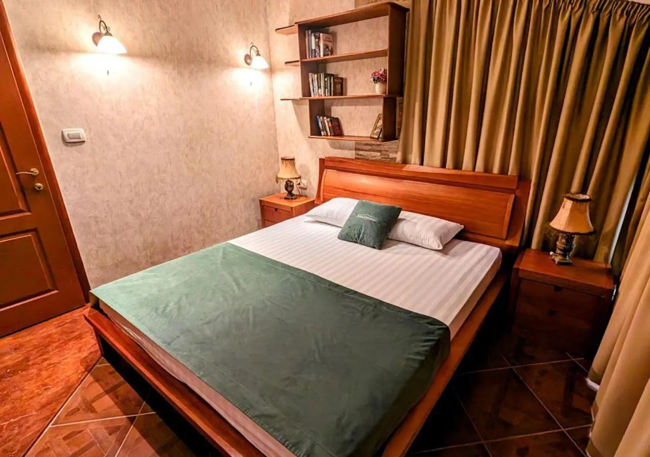 Bedroom, Bed in Villa Edelweiss