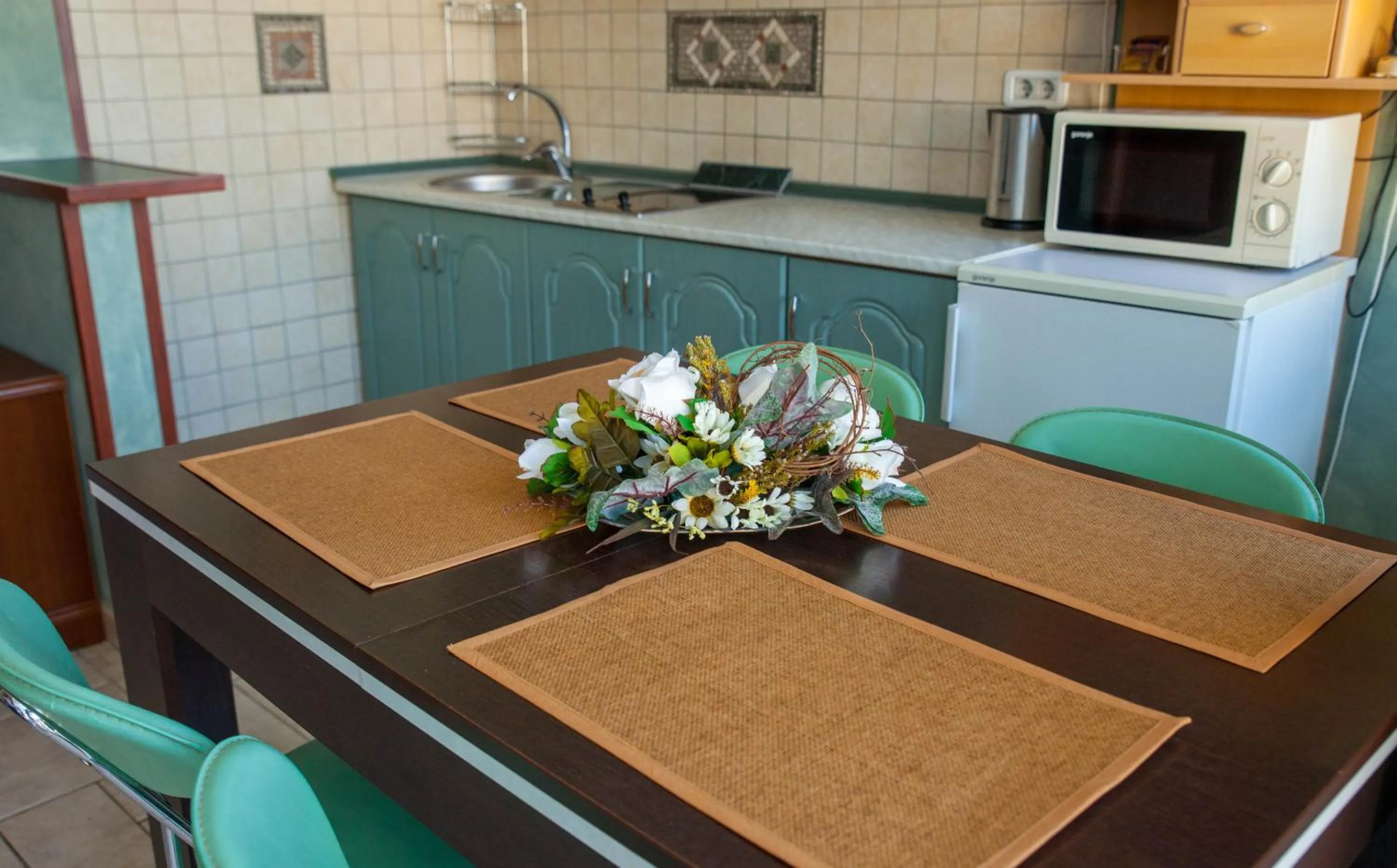 Kitchen or kitchenette in Villa Edelweiss