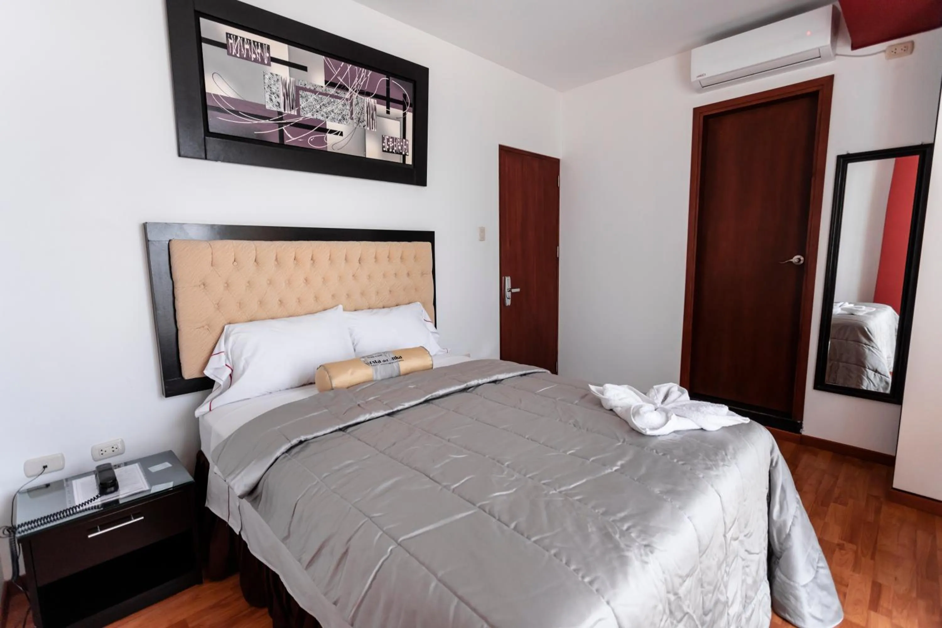 Bed in Costa Del Inka Hotel