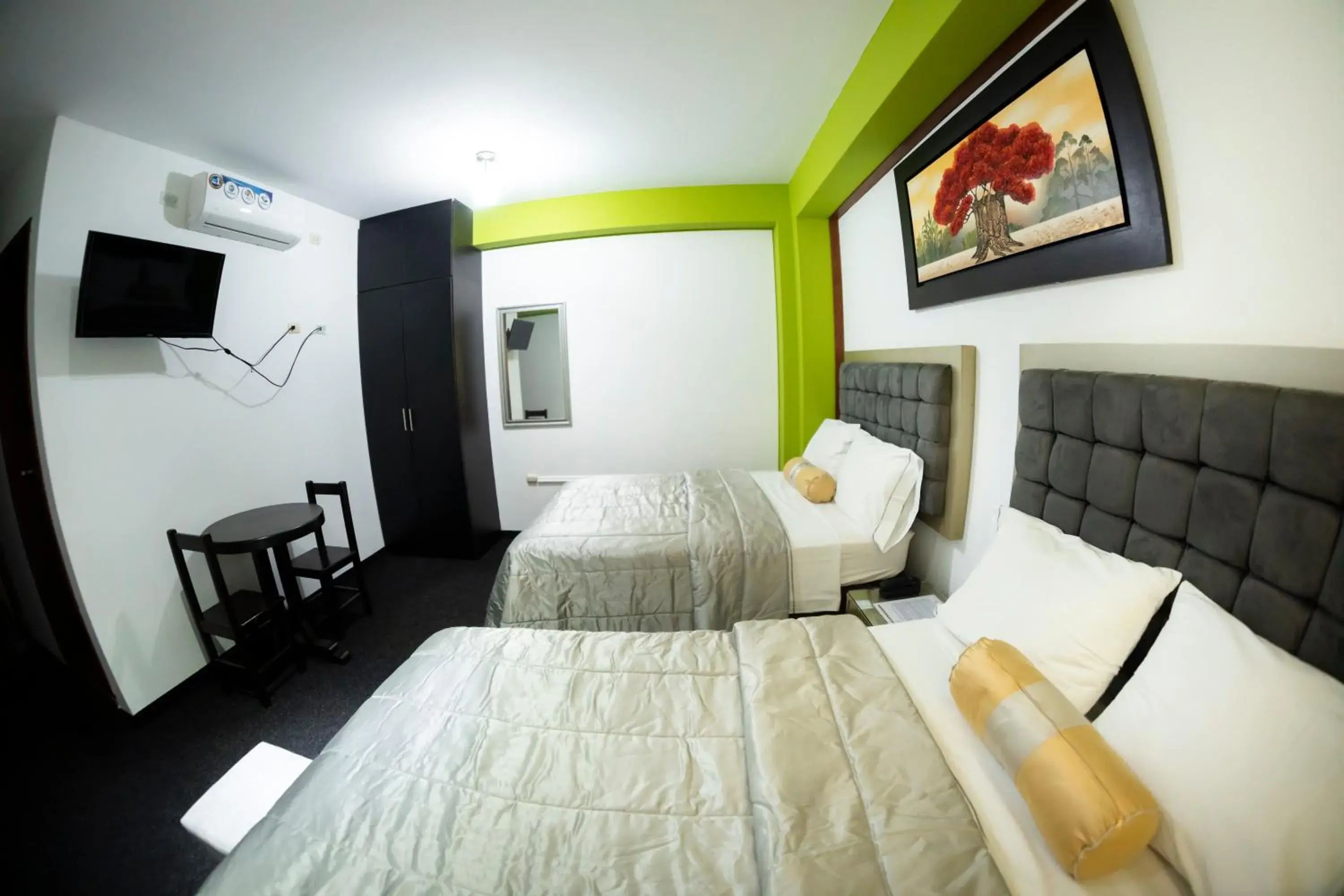 Budget Twin Room in Costa Del Inka Hotel Budget Twin Room in Costa Del Inka Hotel