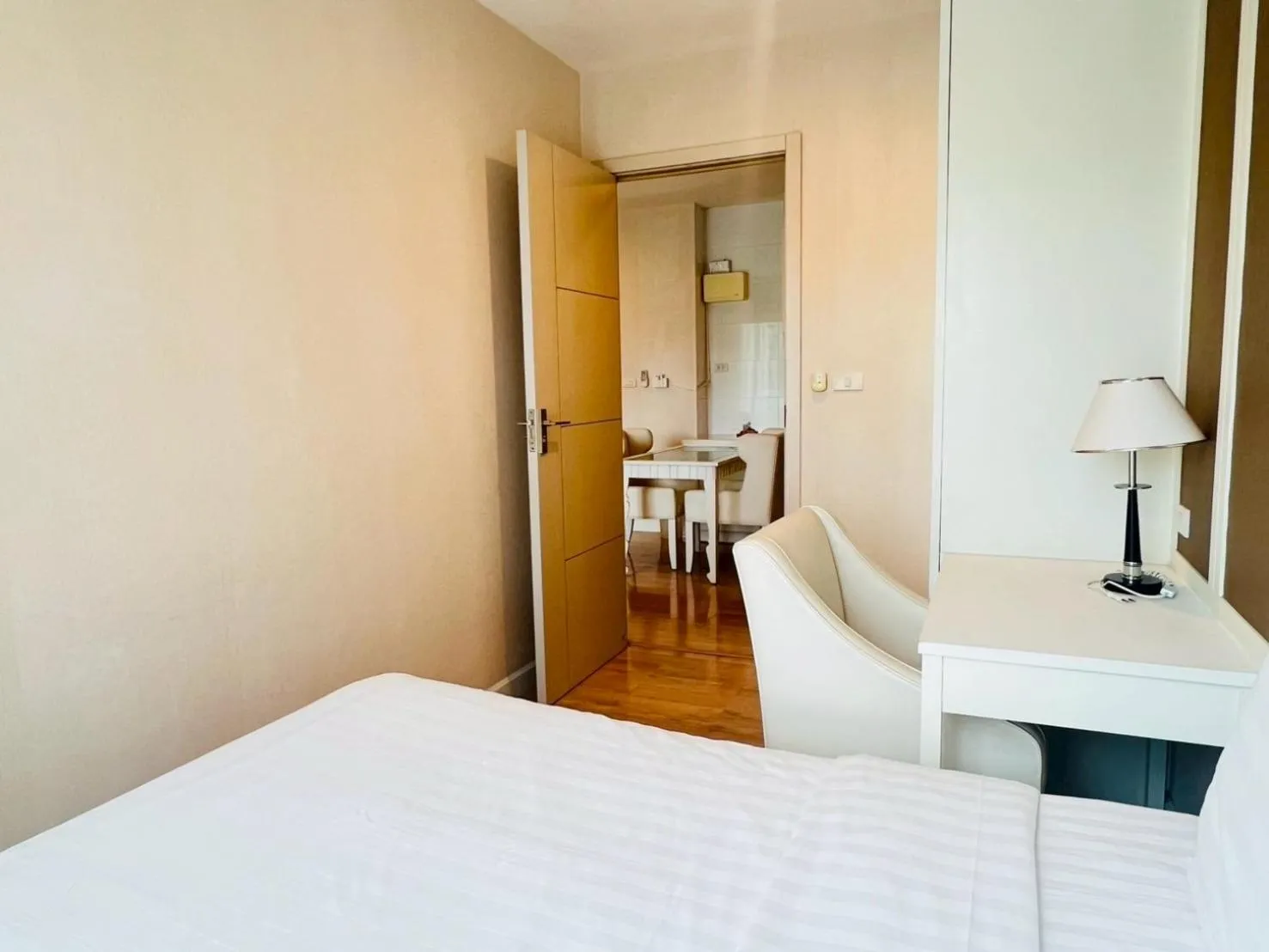 Bedroom, Bed in Harmony Resort Hotel