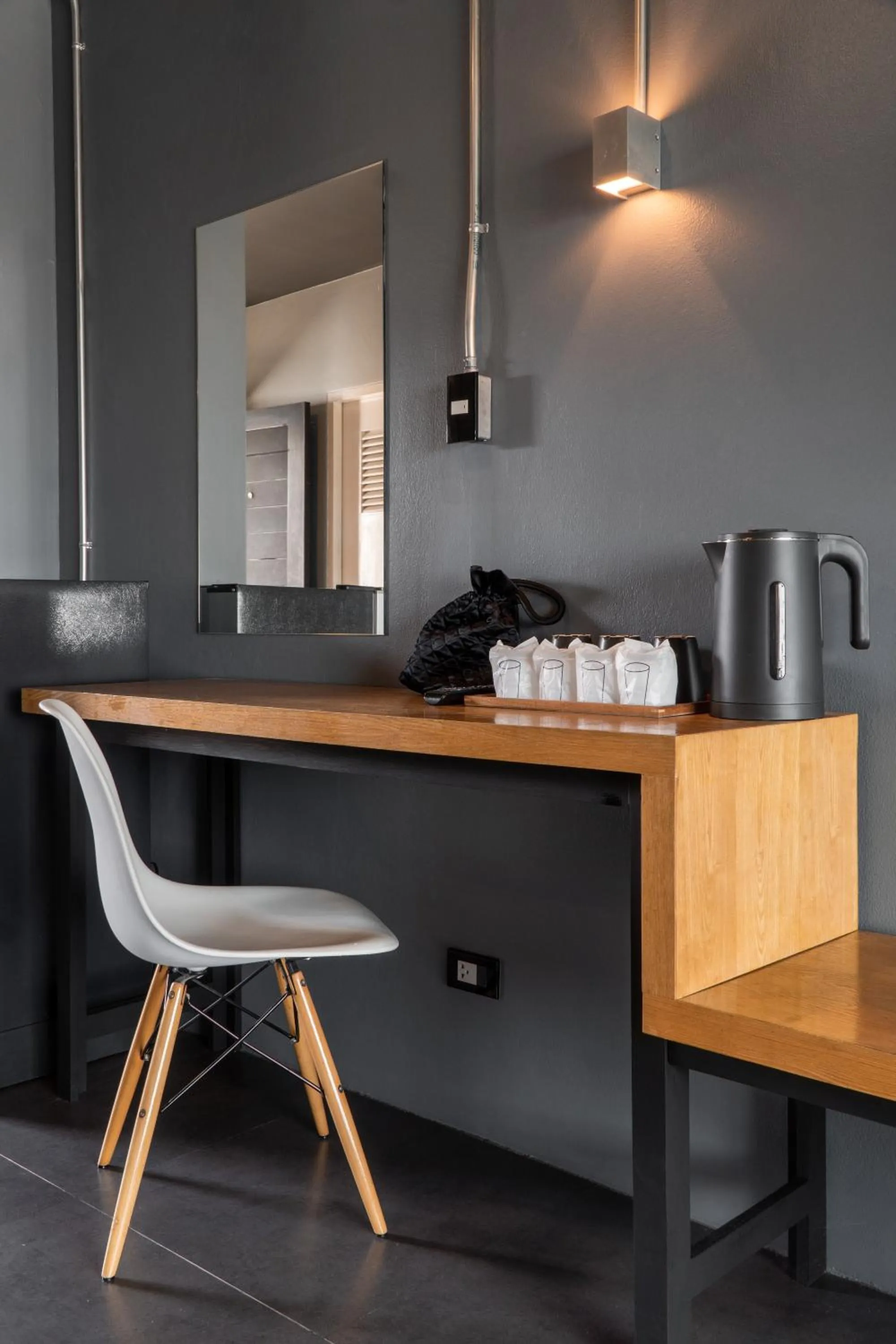 Coffee/tea facilities in Get Zleep Premium Budget Hotel