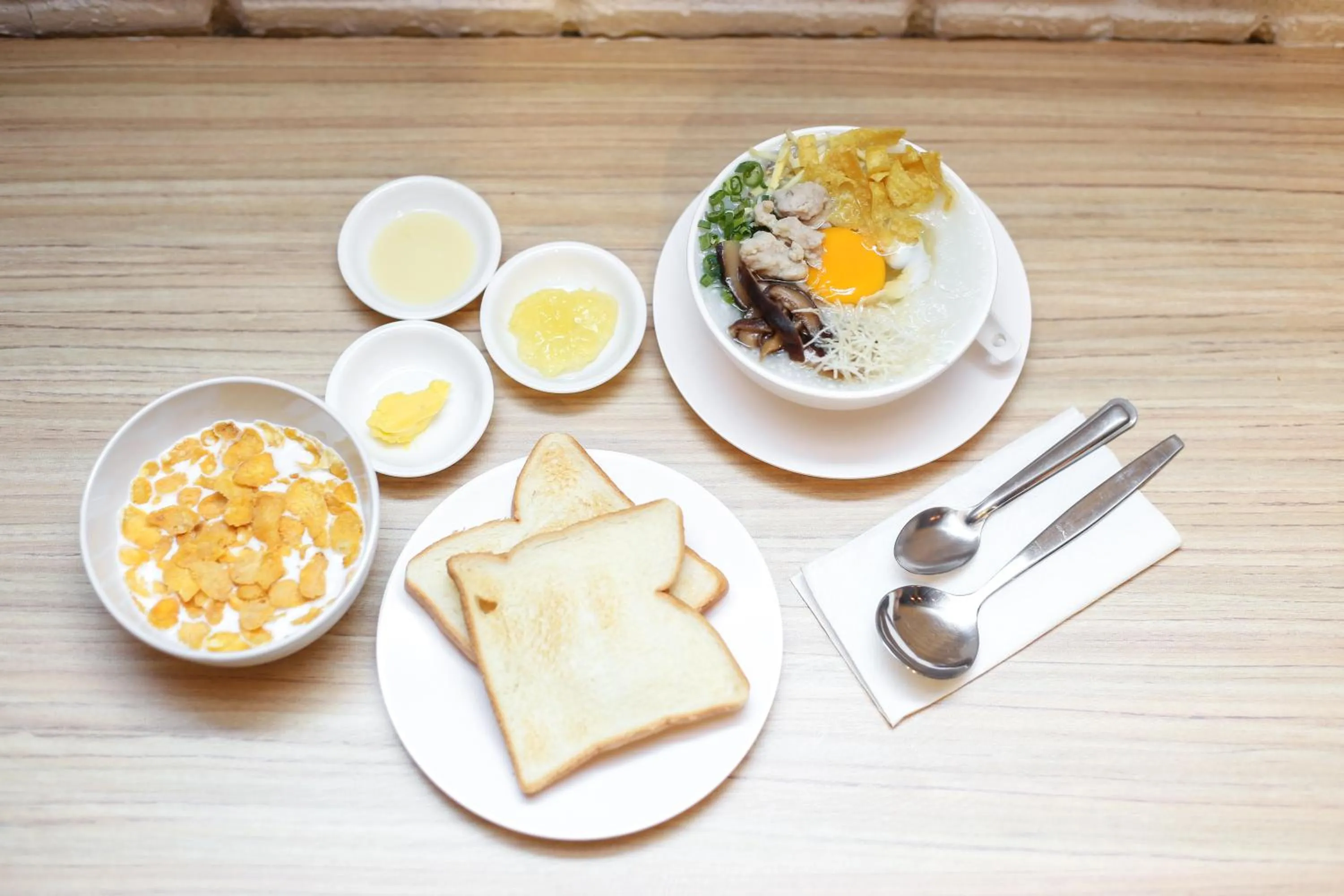 Breakfast in Get Zleep Premium Budget Hotel