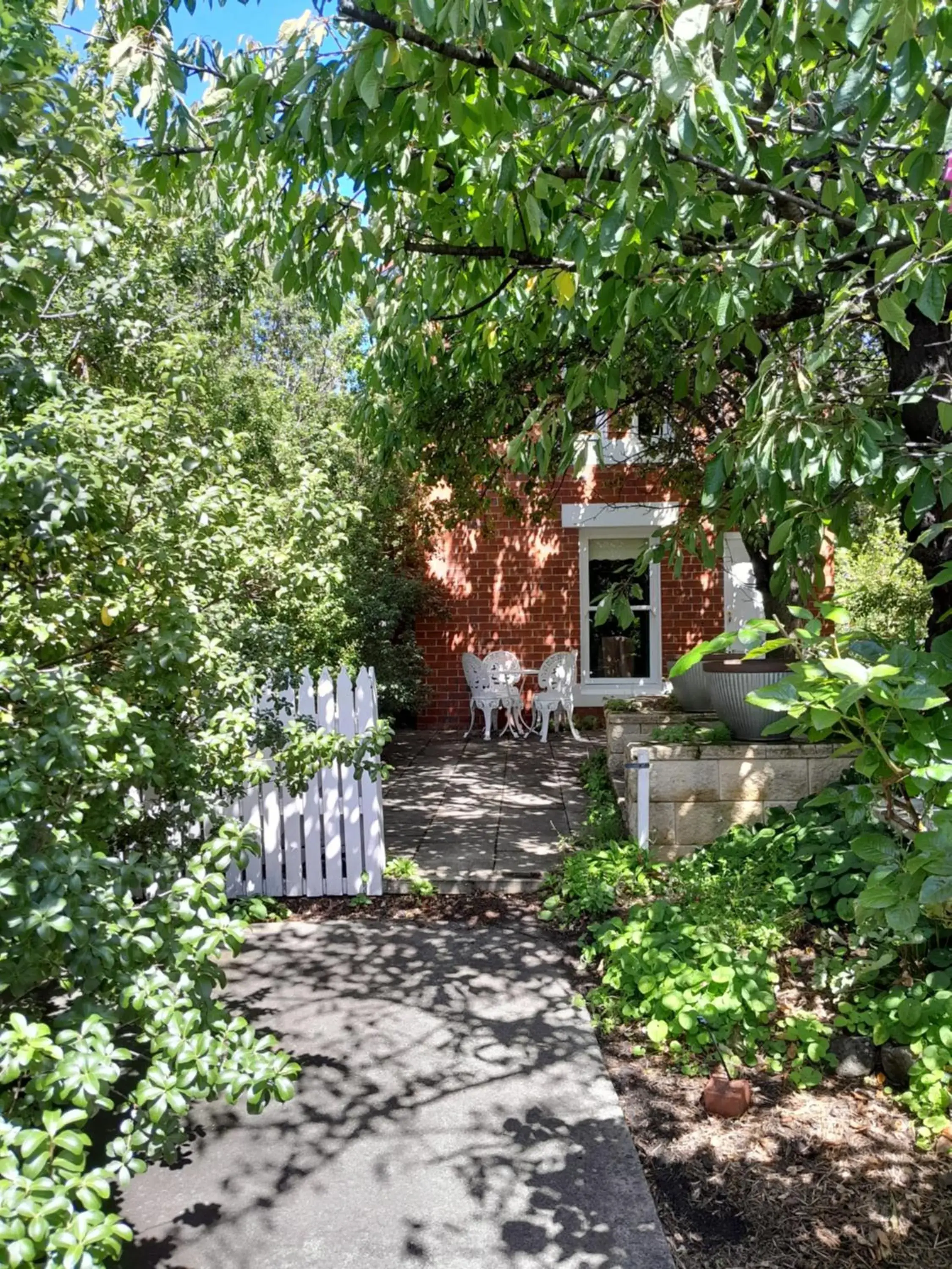 Annies Garden Cottage Annies Garden Cottage
