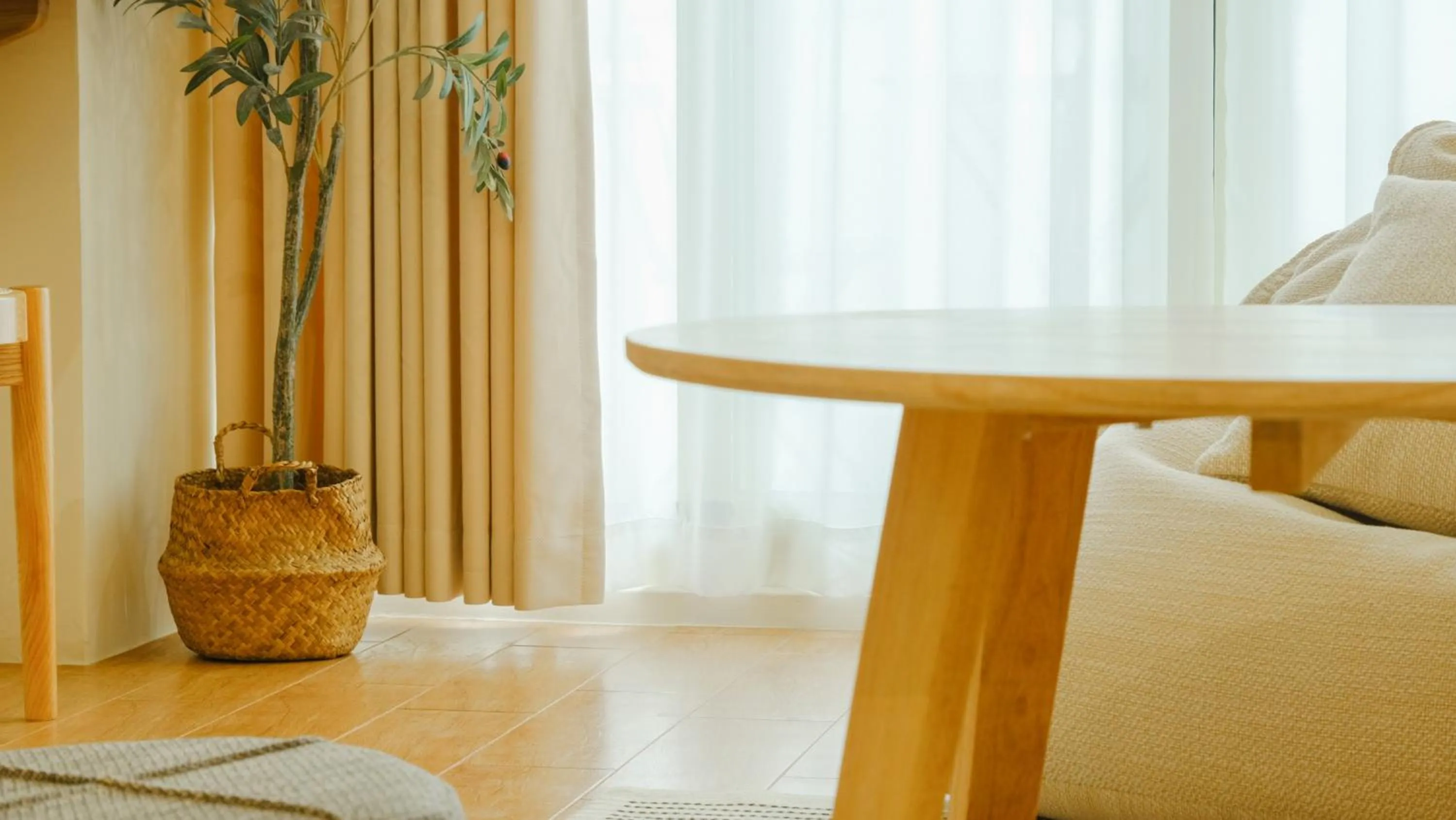 Decorative detail in Cozy Blue B&B