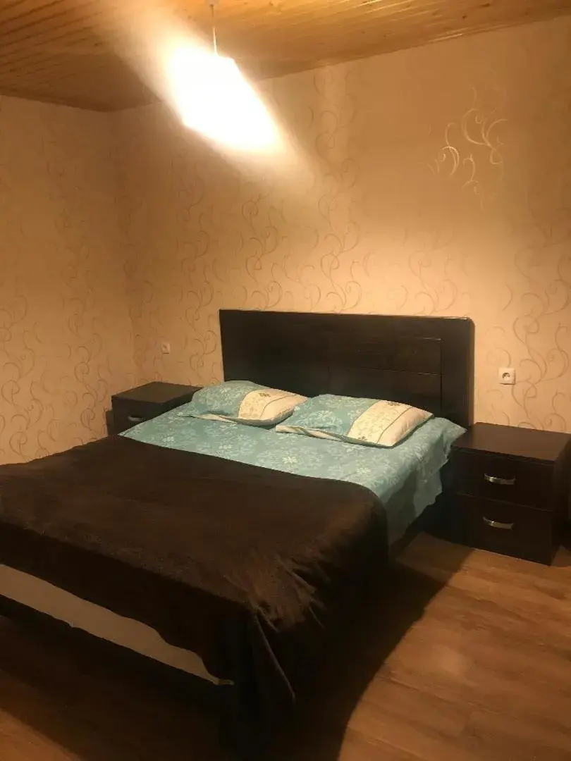 Double Room with Balcony in Guesthouse David Zhorzholiani Double Room with Balcony in Guesthouse David Zhorzholiani