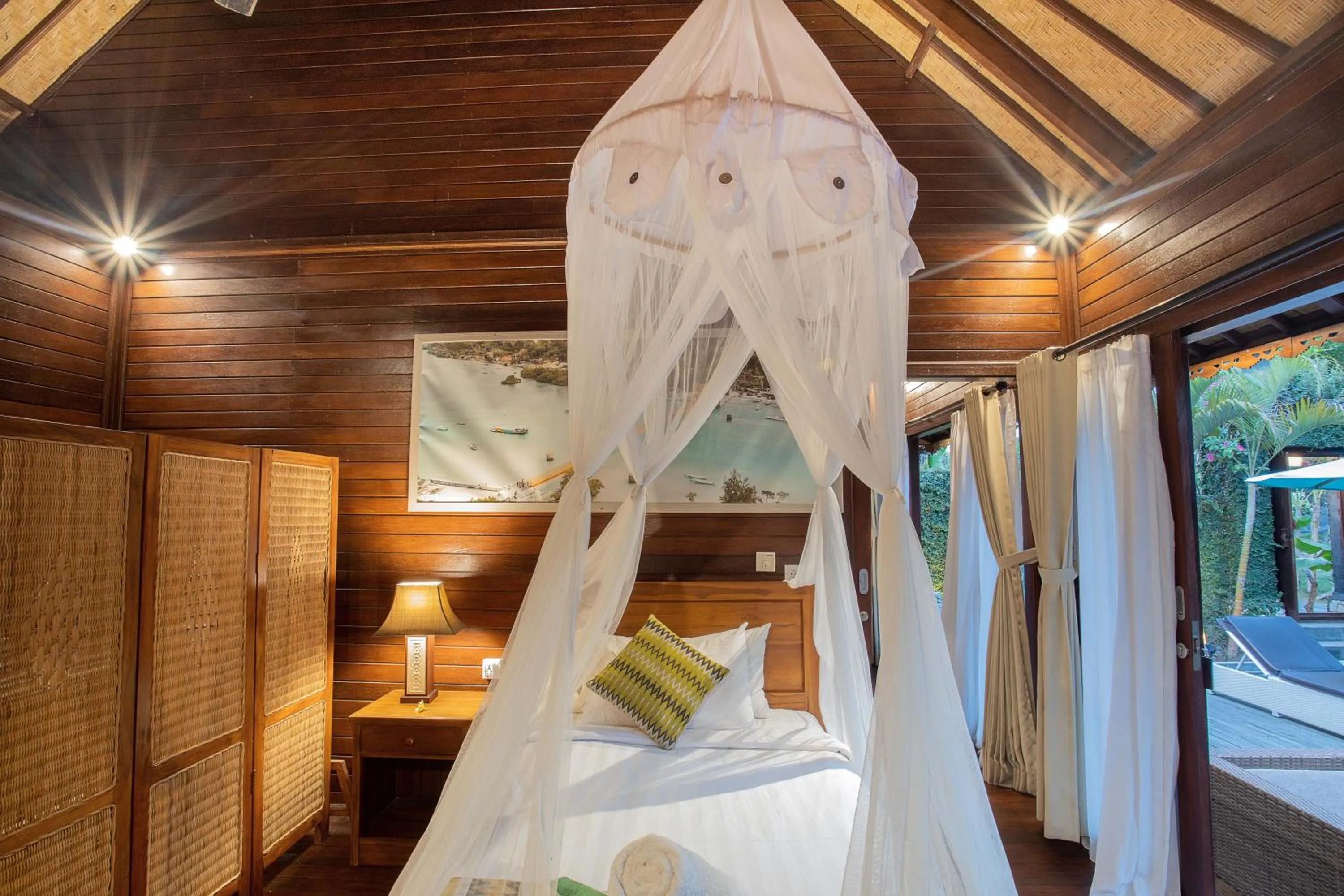 Bed in Sunset Garden Nusa Lembongan