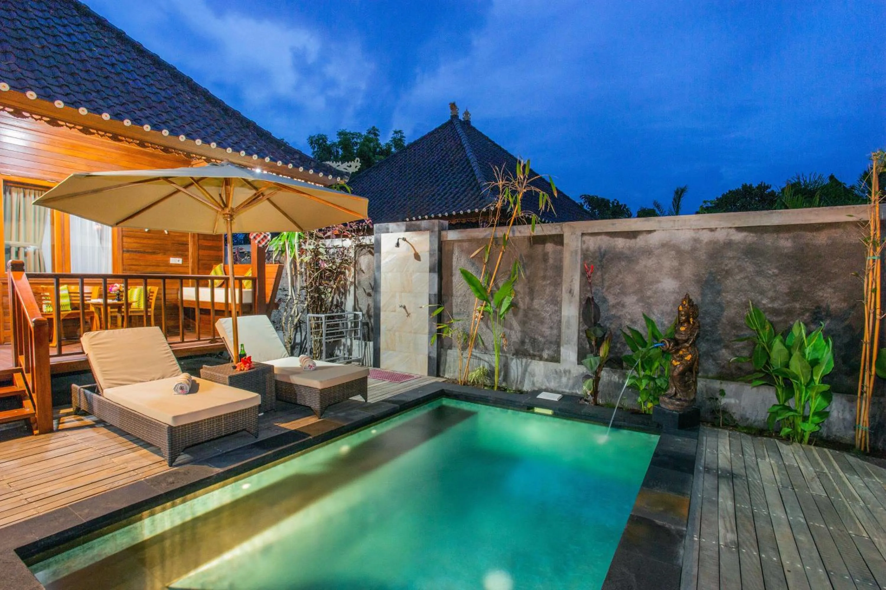 Sunset Garden Nusa Lembongan