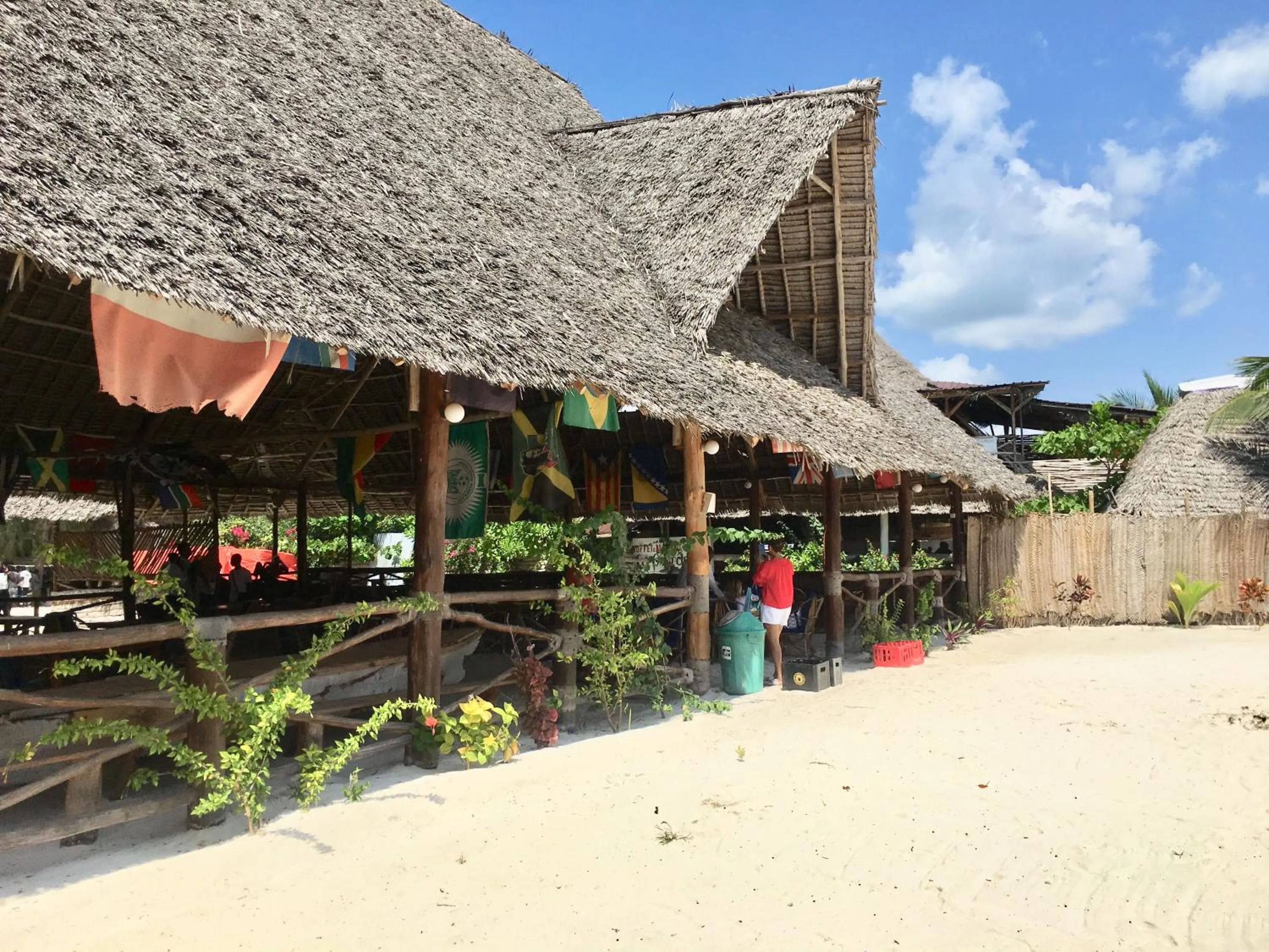 Restaurant/places to eat in Mocco Beach Villa